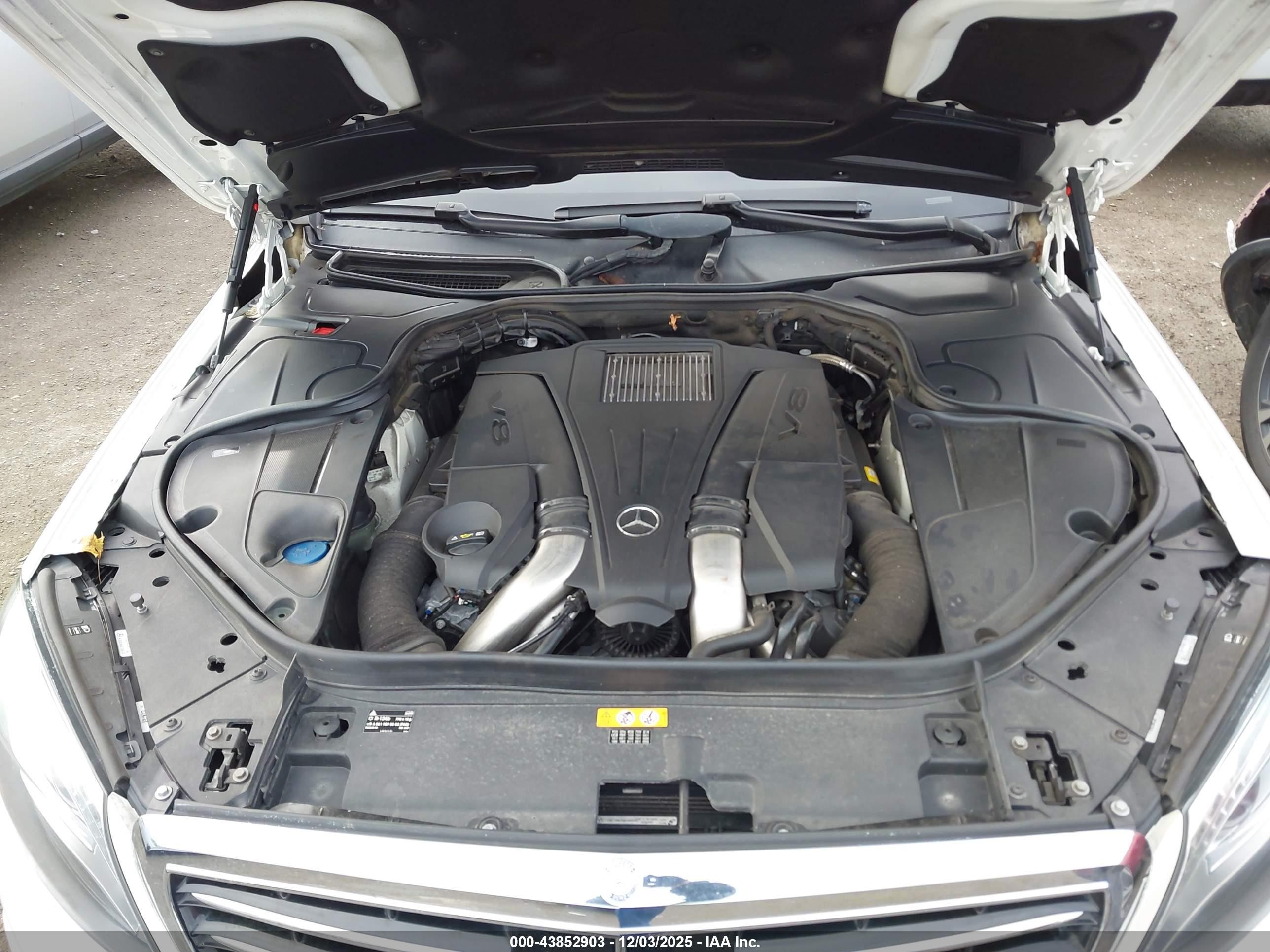 2014 Mercedes-benz S 550 4matic White vin: WDDUG8FB9EA030819