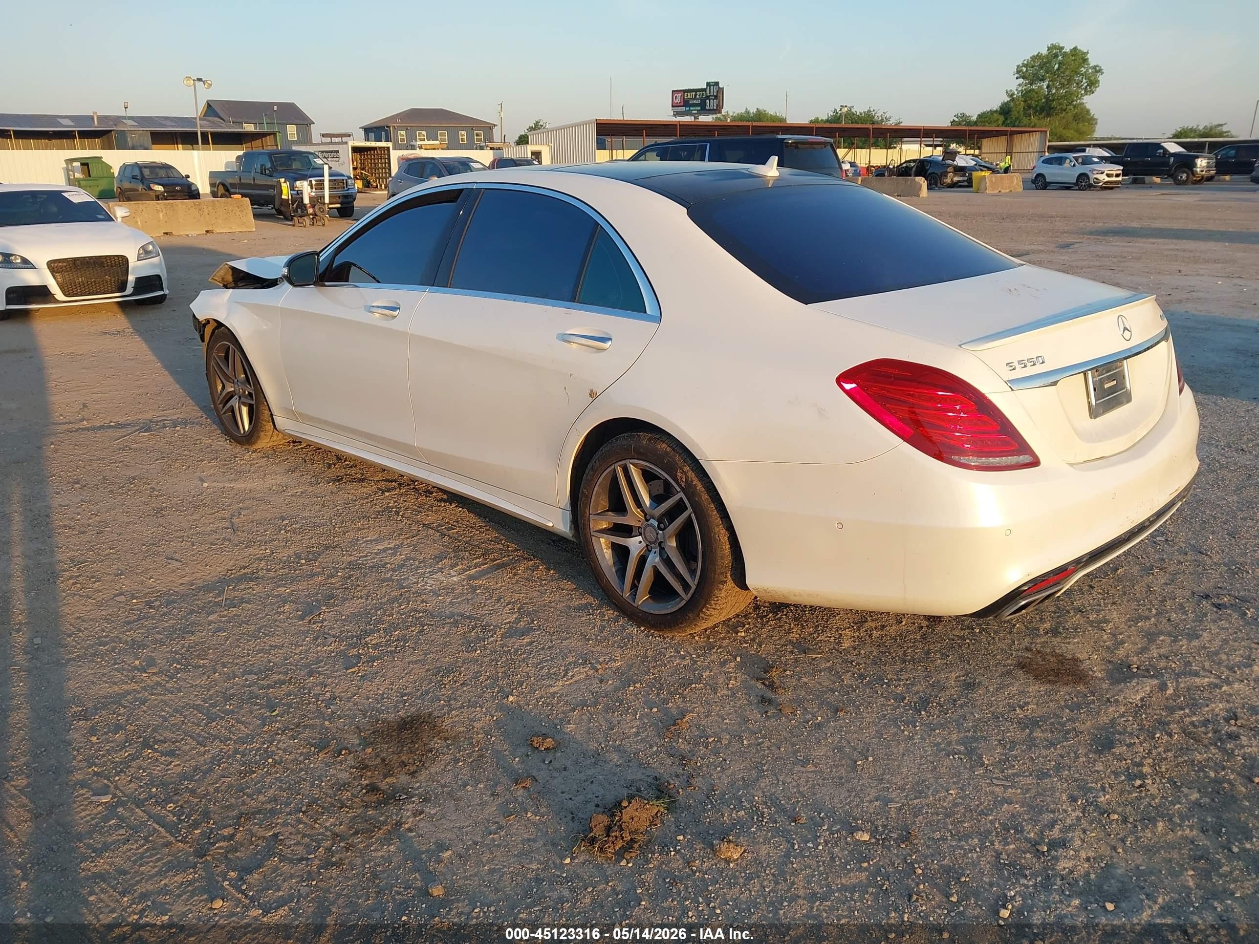 2015 Mercedes-benz S 550 4matic White vin: WDDUG8FB9FA090035