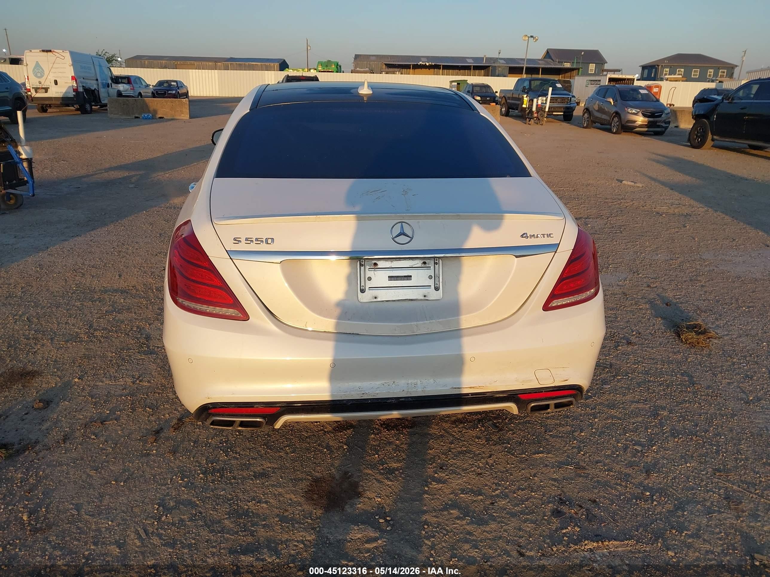 2015 Mercedes-benz S 550 4matic White vin: WDDUG8FB9FA090035
