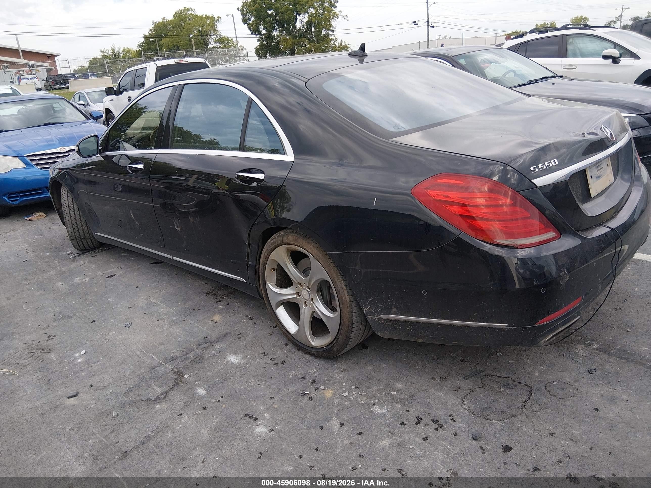 2015 Mercedes-benz S 550 4matic Черный vin: WDDUG8FB9FA148368