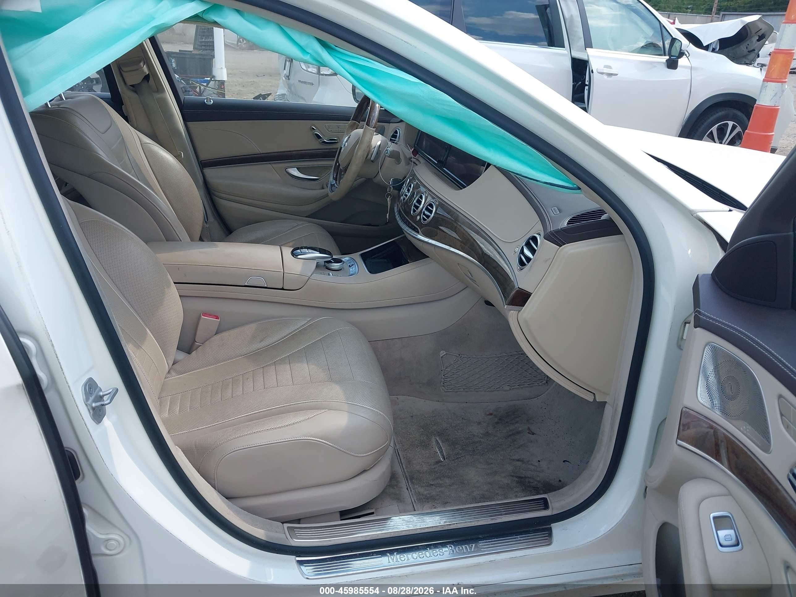 2015 Mercedes-benz S 550 4matic White vin: WDDUG8FB9FA161203