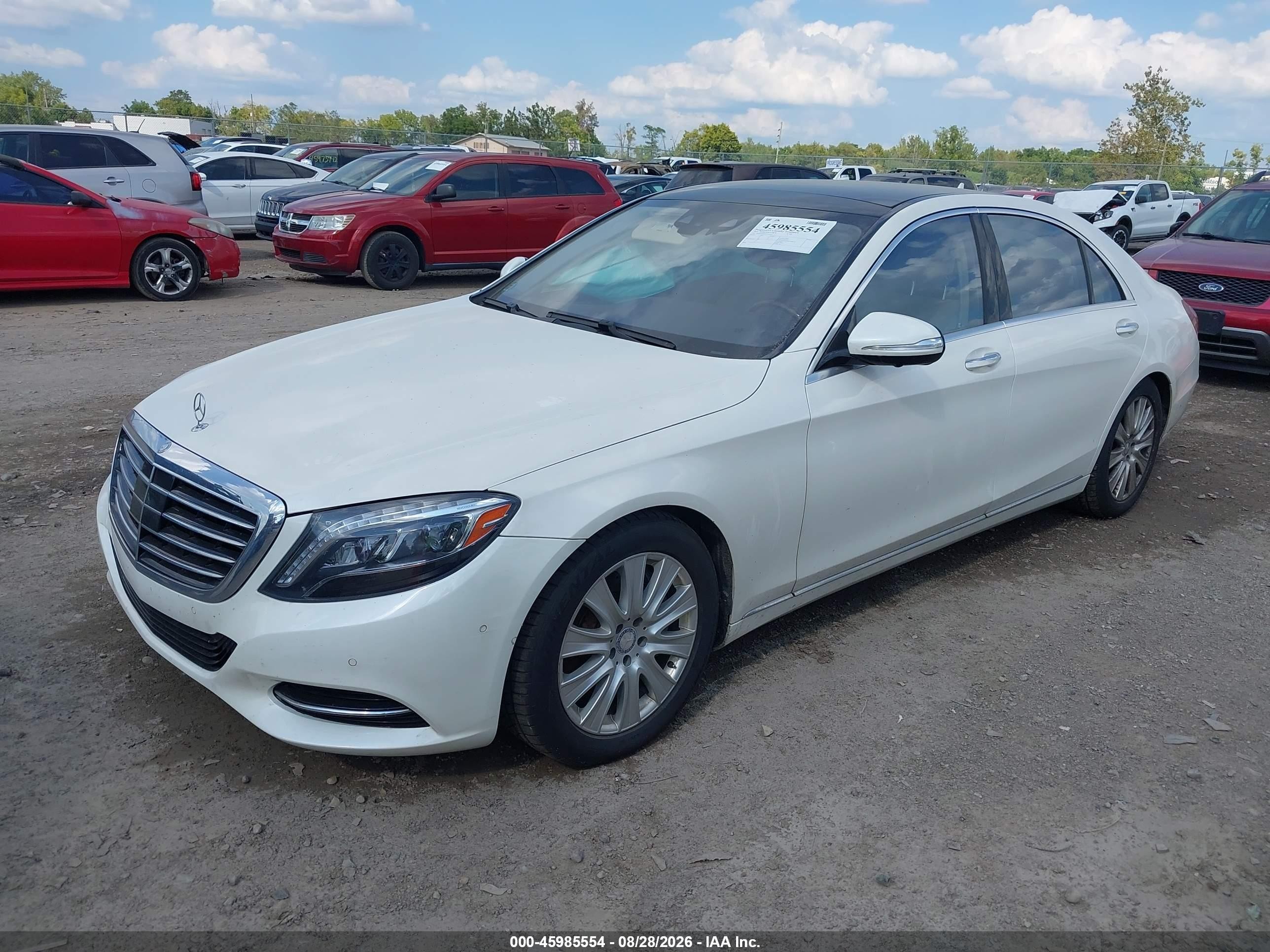 2015 Mercedes-benz S 550 4matic White vin: WDDUG8FB9FA161203