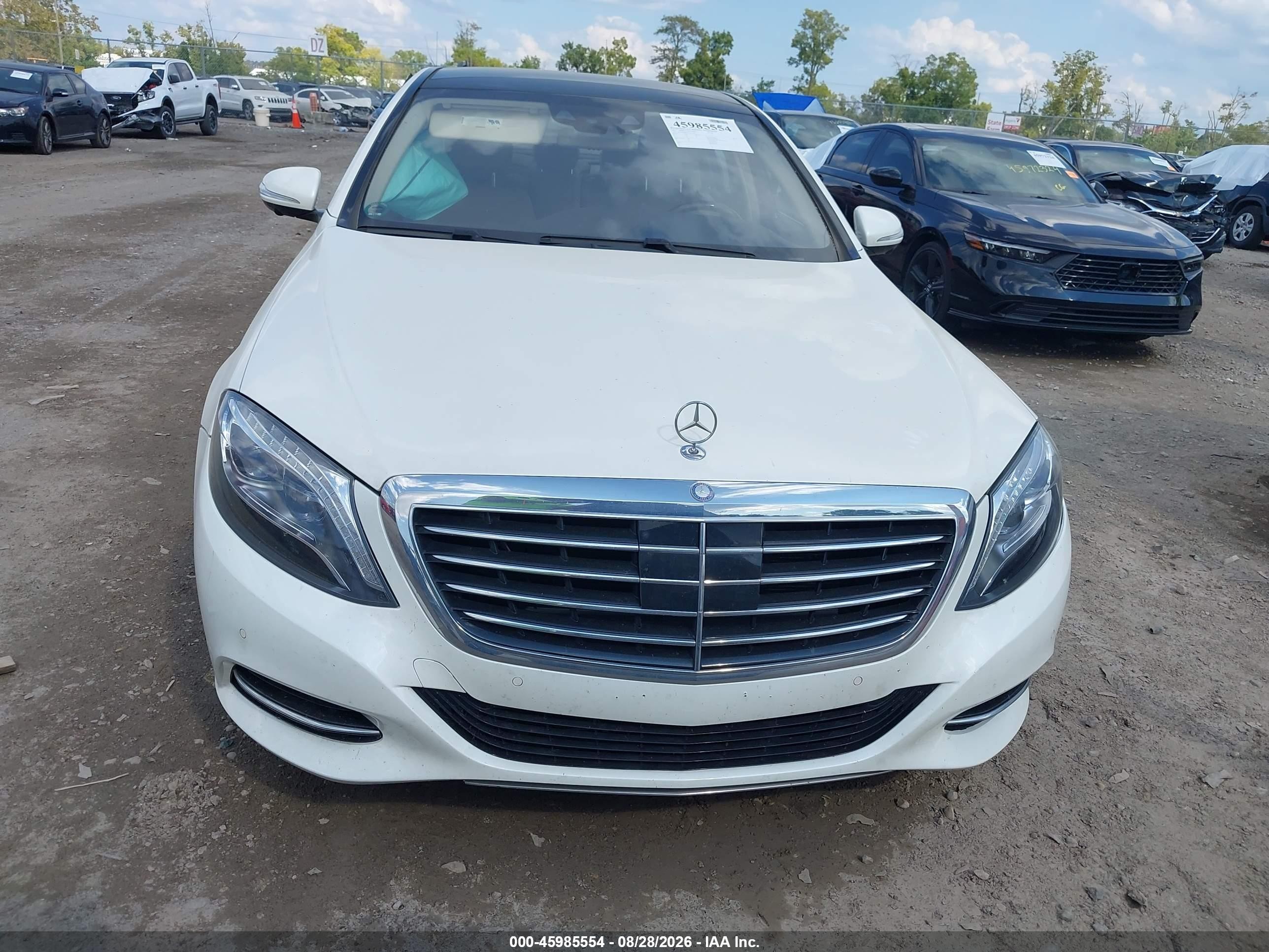 2015 Mercedes-benz S 550 4matic White vin: WDDUG8FB9FA161203