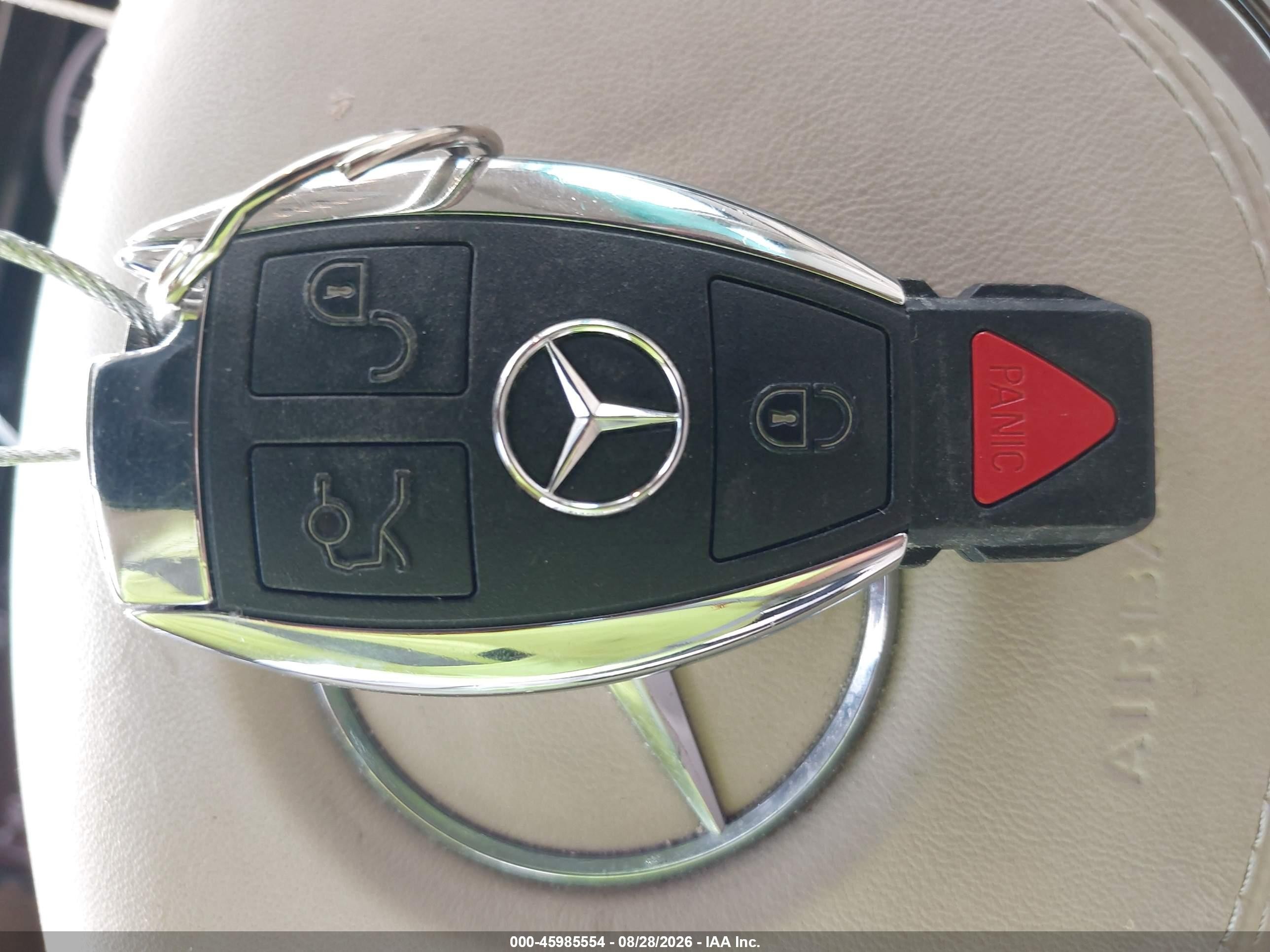 2015 Mercedes-benz S 550 4matic White vin: WDDUG8FB9FA161203