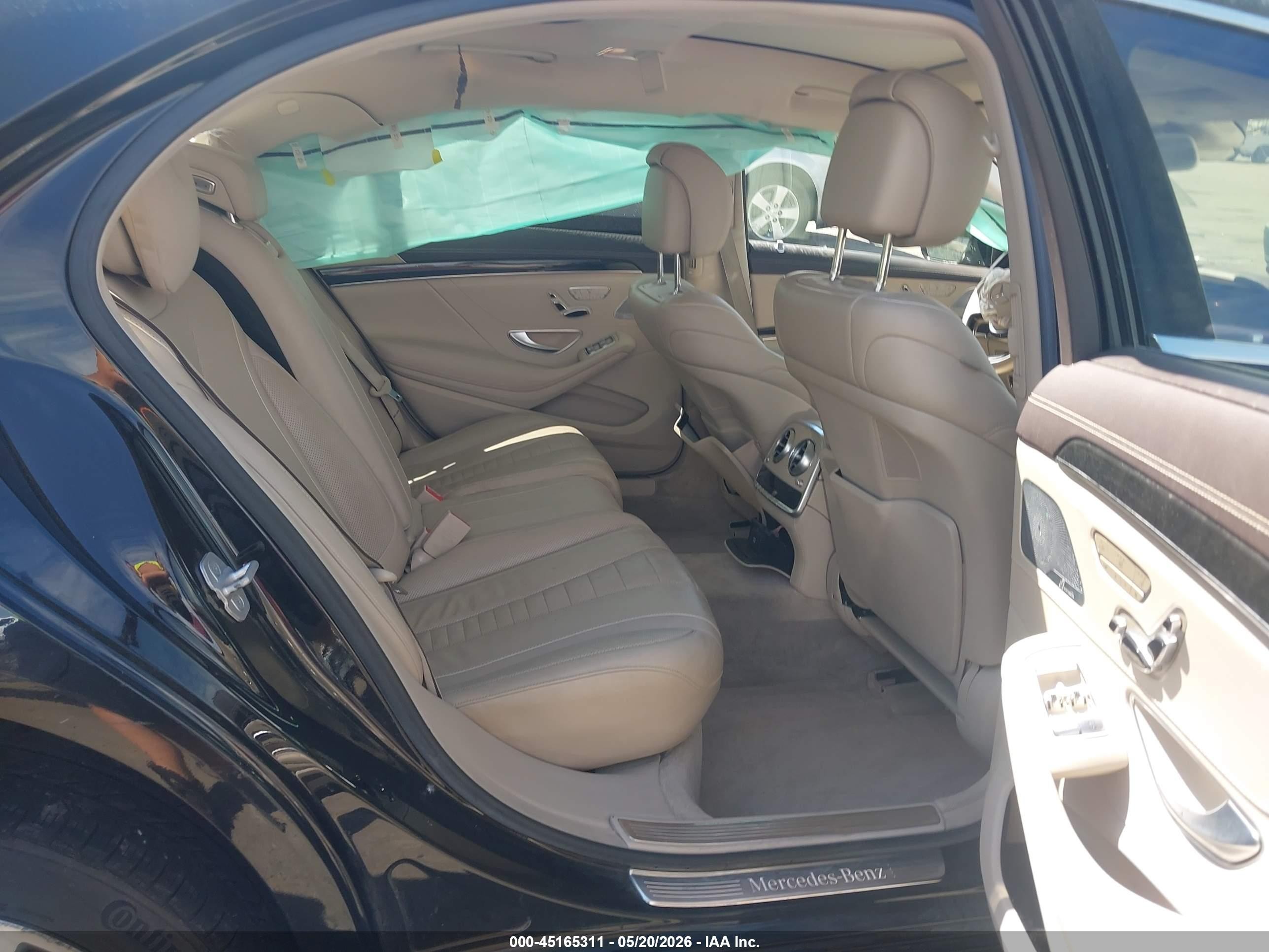 2014 Mercedes-benz S 550 4matic Черный vin: WDDUG8FBXEA067619