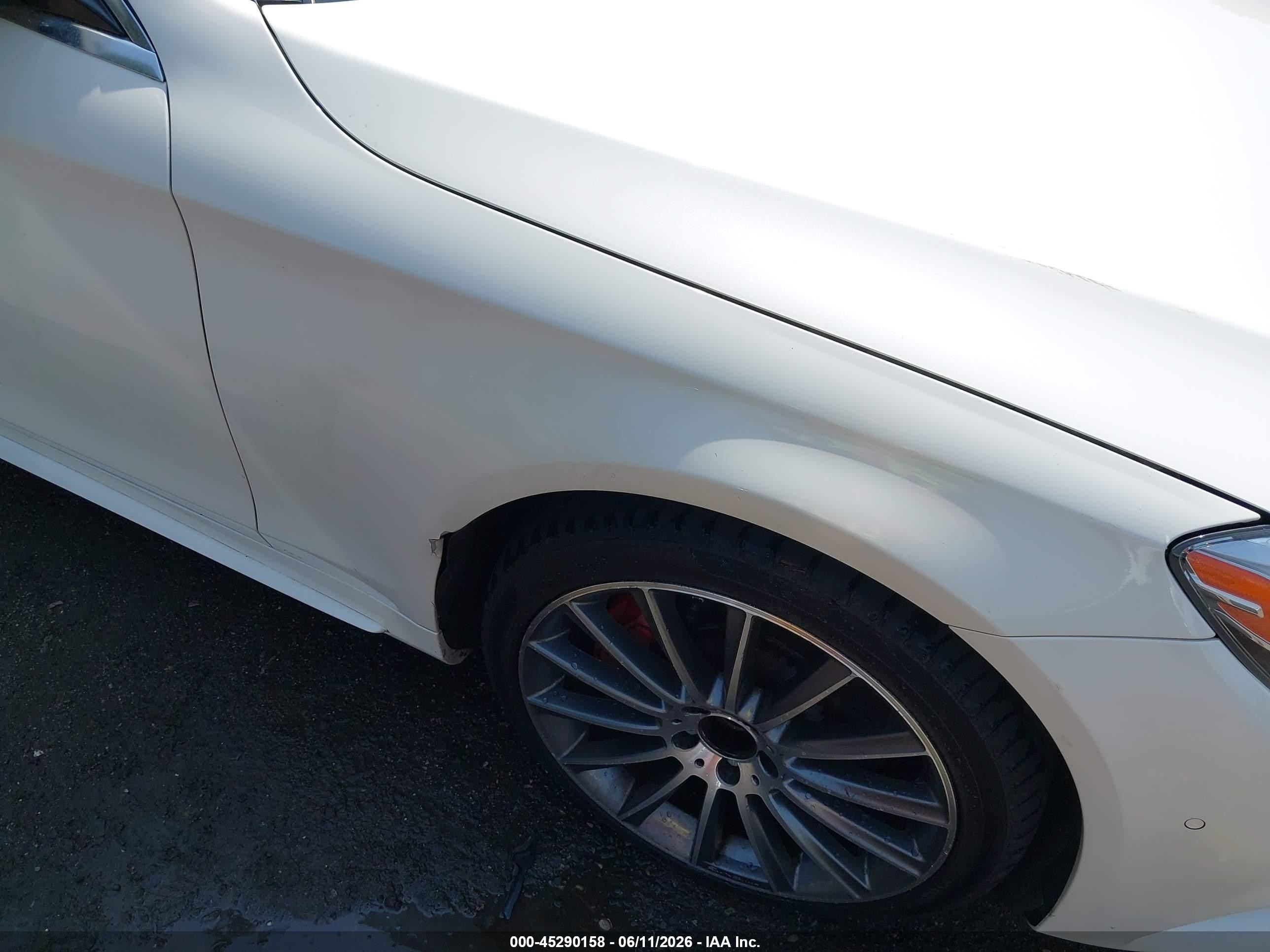 2015 Mercedes-benz S 550 4matic White vin: WDDUG8FBXFA084017