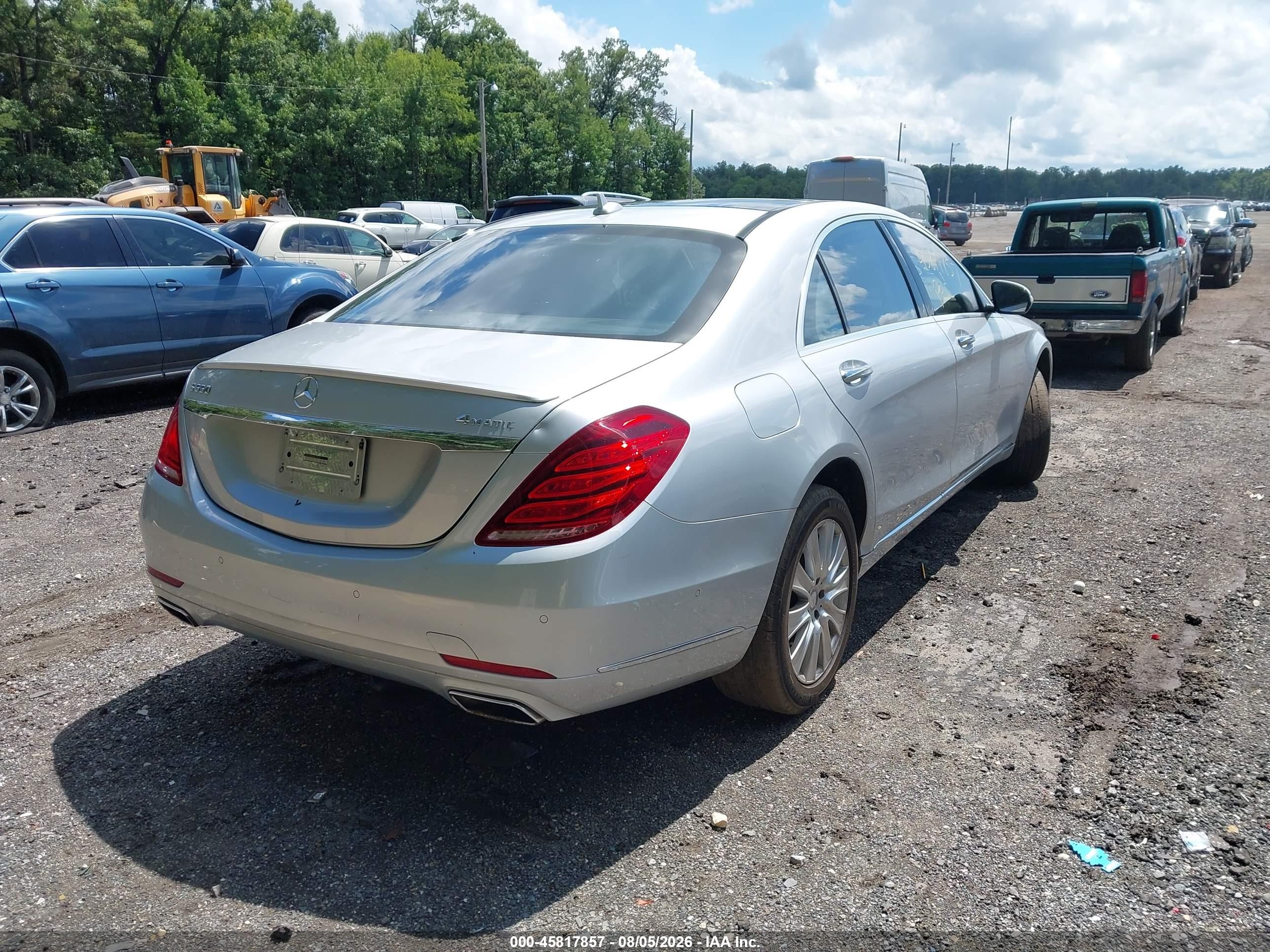2015 Mercedes-benz S 550 4matic Silver vin: WDDUG8FBXFA109076