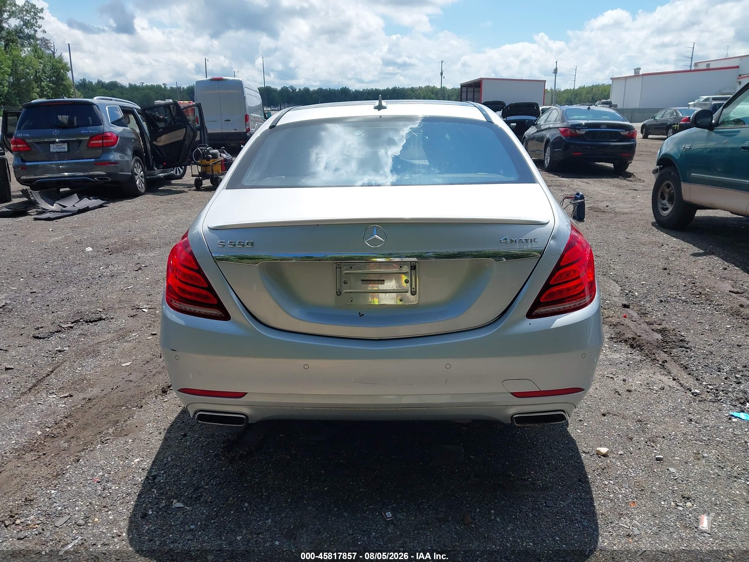 2015 Mercedes-benz S 550 4matic Silver vin: WDDUG8FBXFA109076