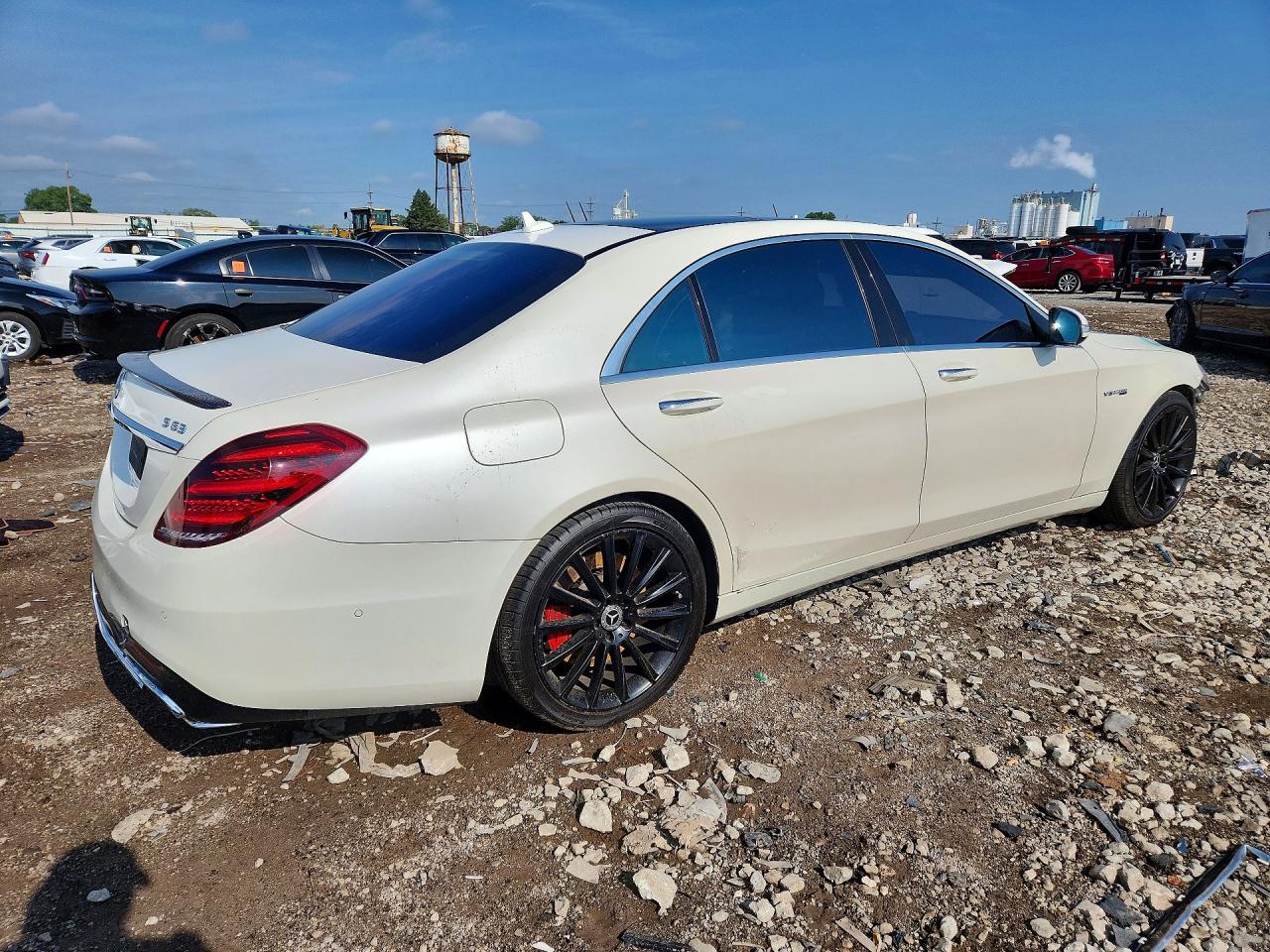2018 Mercedes-benz S 63 Amg 4matic White vin: WDDUG8JB8JA397549