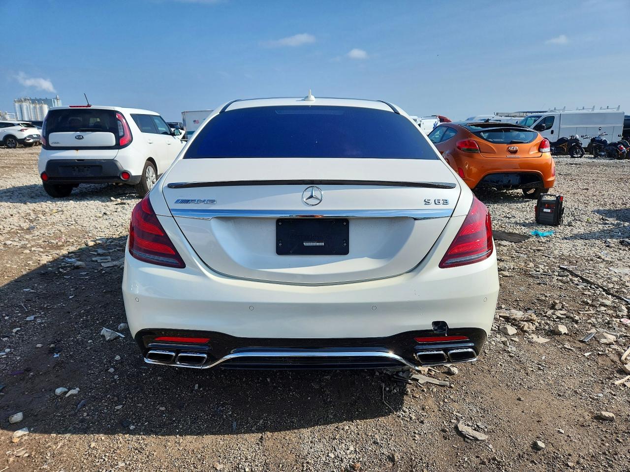 2018 Mercedes-benz S 63 Amg 4matic White vin: WDDUG8JB8JA397549