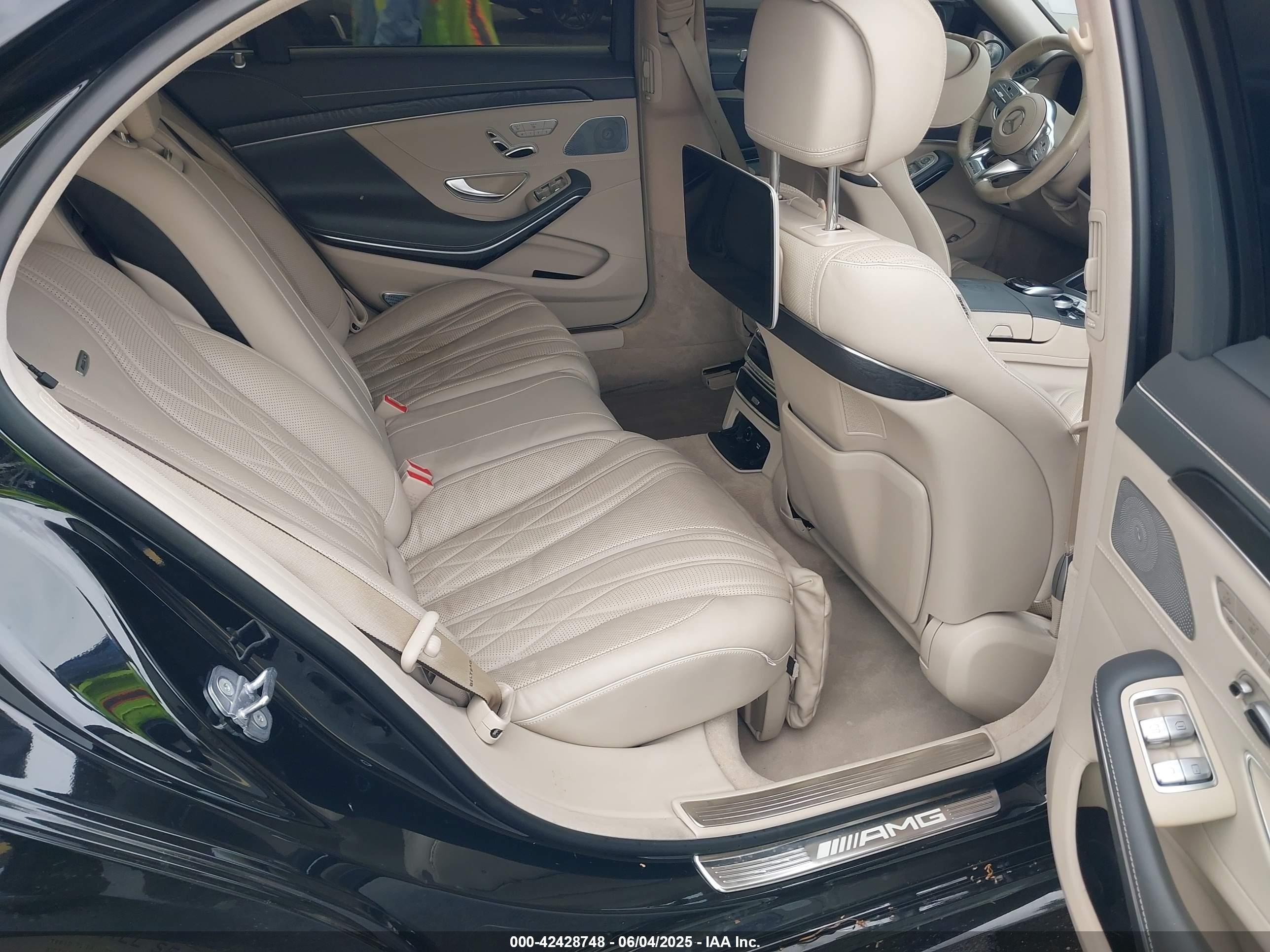 2019 Mercedes-benz Amg S 63 4matic Black vin: WDDUG8JB8KA469898