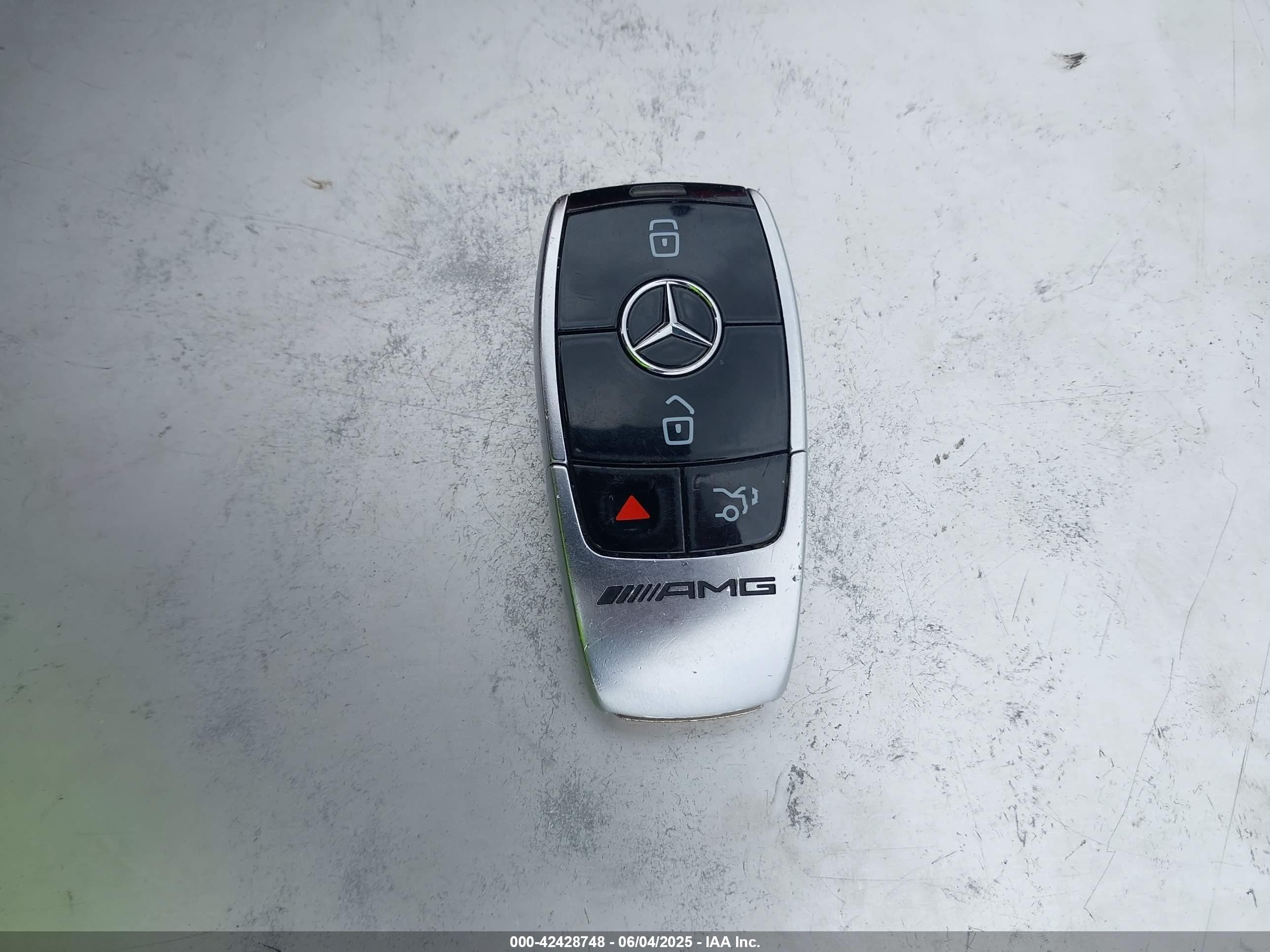 2019 Mercedes-benz Amg S 63 4matic Black vin: WDDUG8JB8KA469898