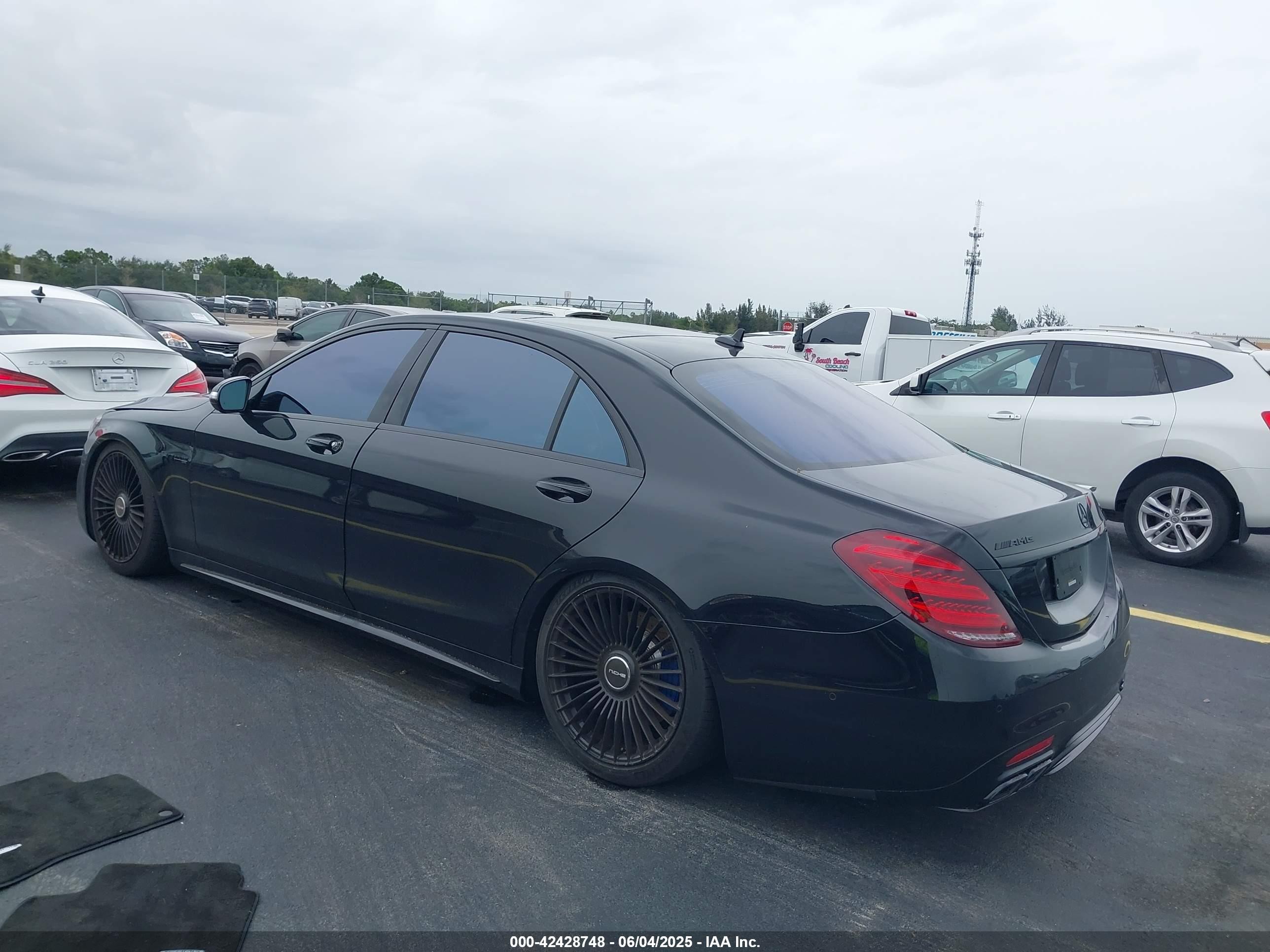 2019 Mercedes-benz Amg S 63 4matic Black vin: WDDUG8JB8KA469898
