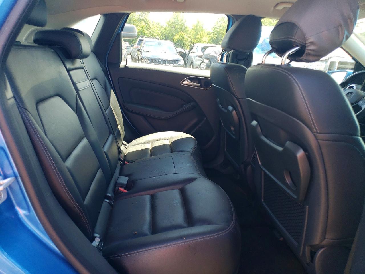 2015 Mercedes-benz B Electric Blue vin: WDDVP9AB5FJ004527