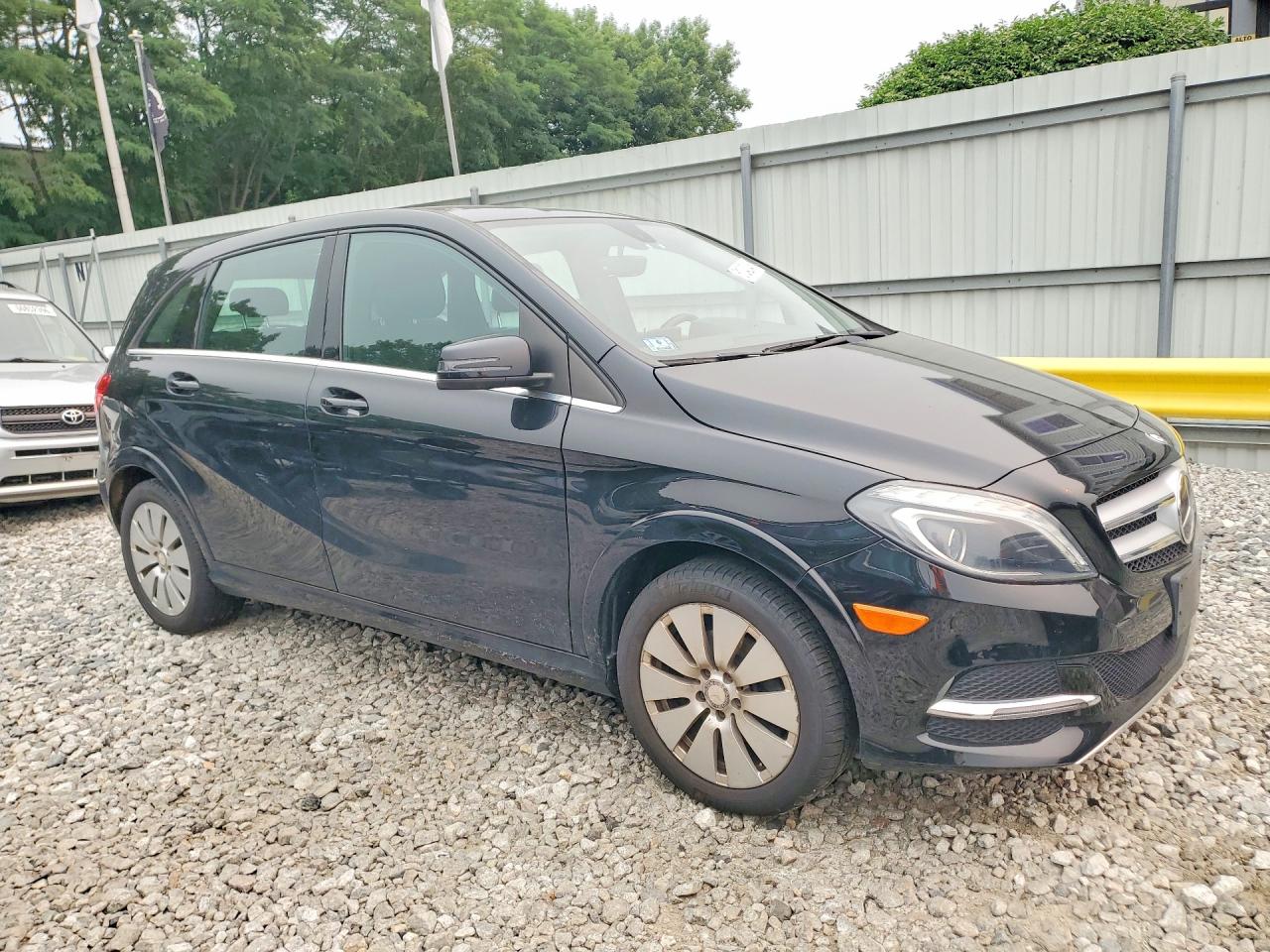 2014 Mercedes-benz B Electric Black vin: WDDVP9AB8EJ003984