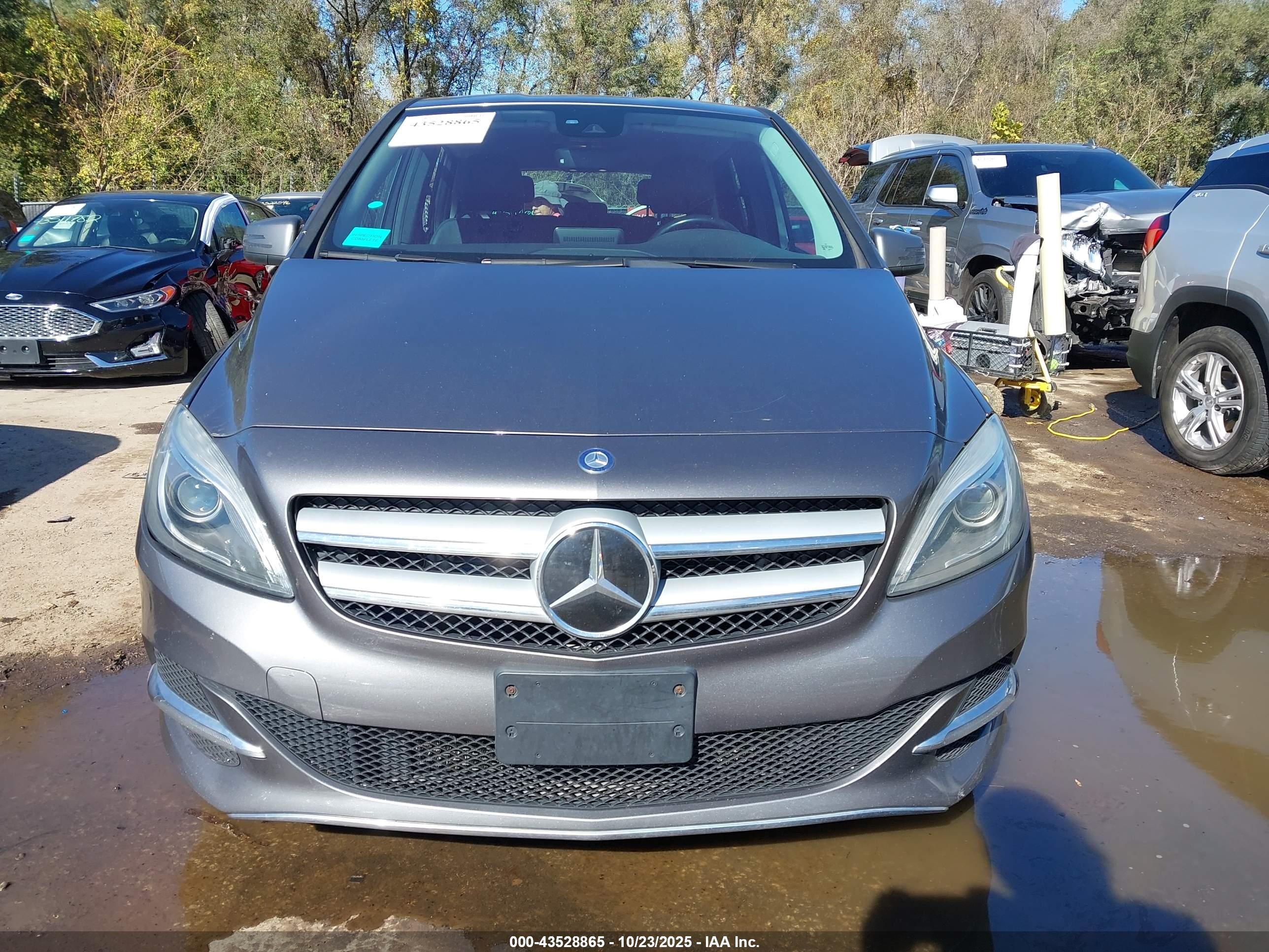 2015 Mercedes-benz B-class Electric Drive   Gray vin: WDDVP9ABXFJ006418