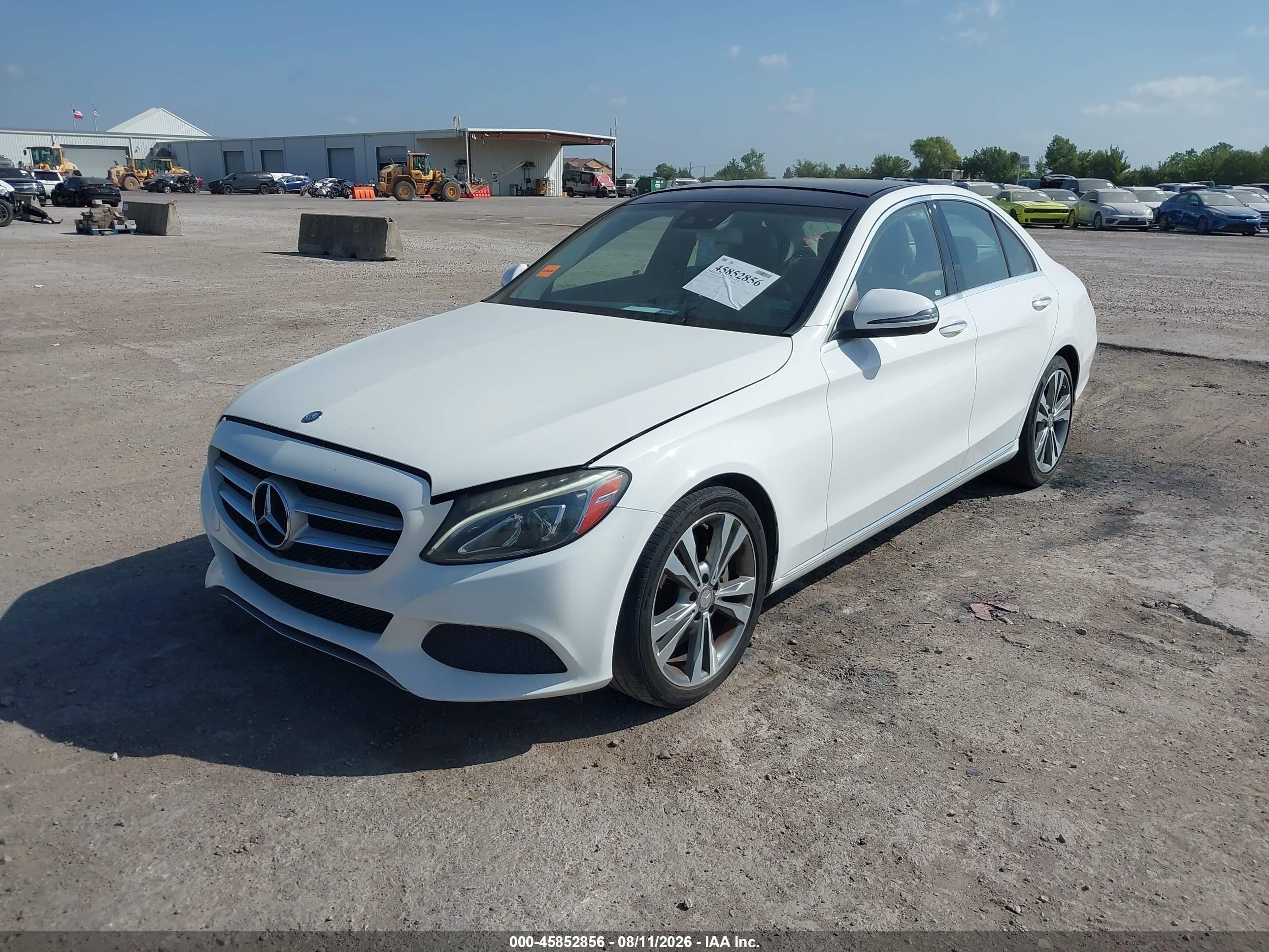 2016 Mercedes-benz C 300 Белый vin: WDDWF4JB0GR135264