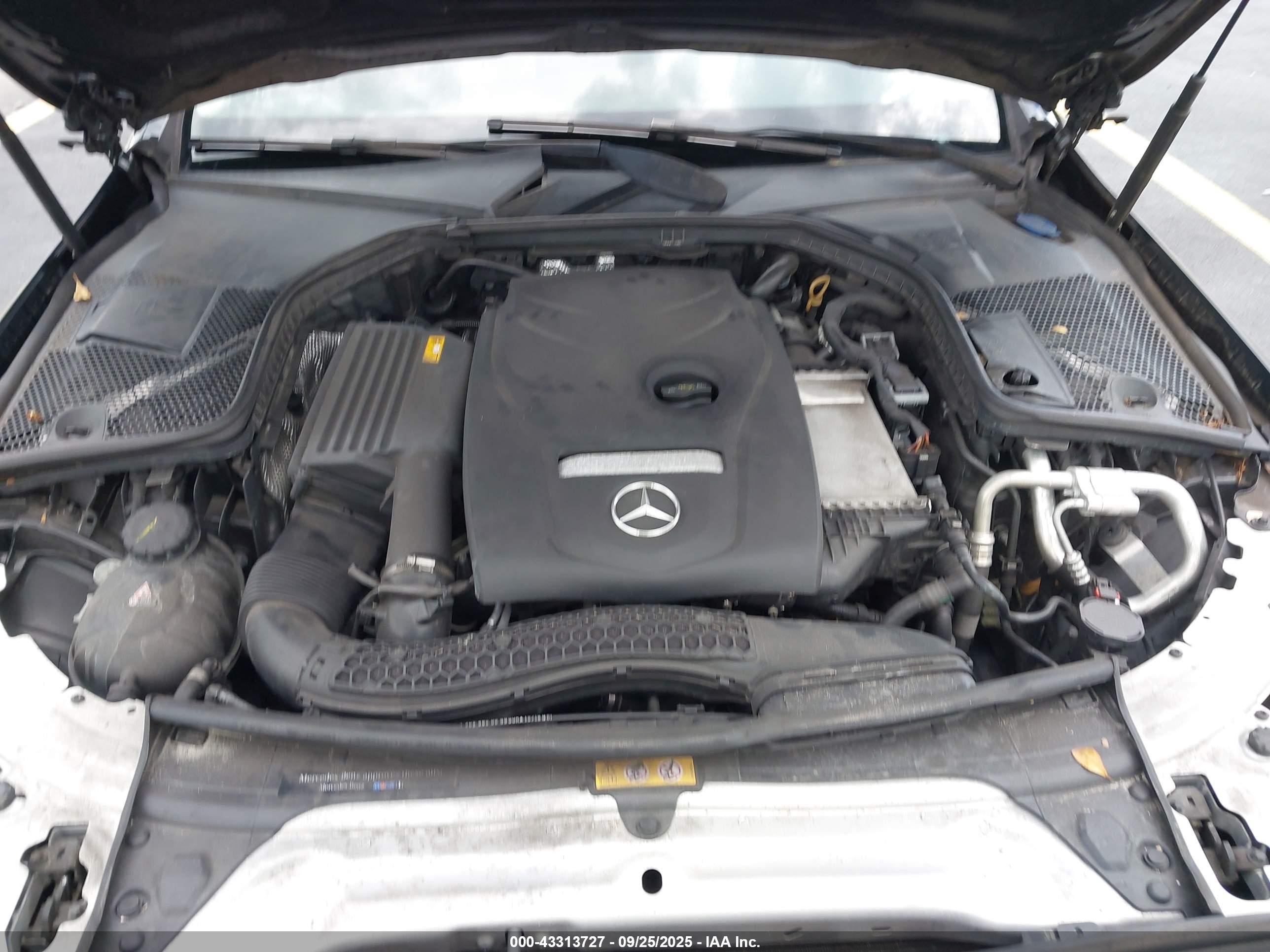 2018 Mercedes-benz C 300   Черный vin: WDDWF4JB1JR422958