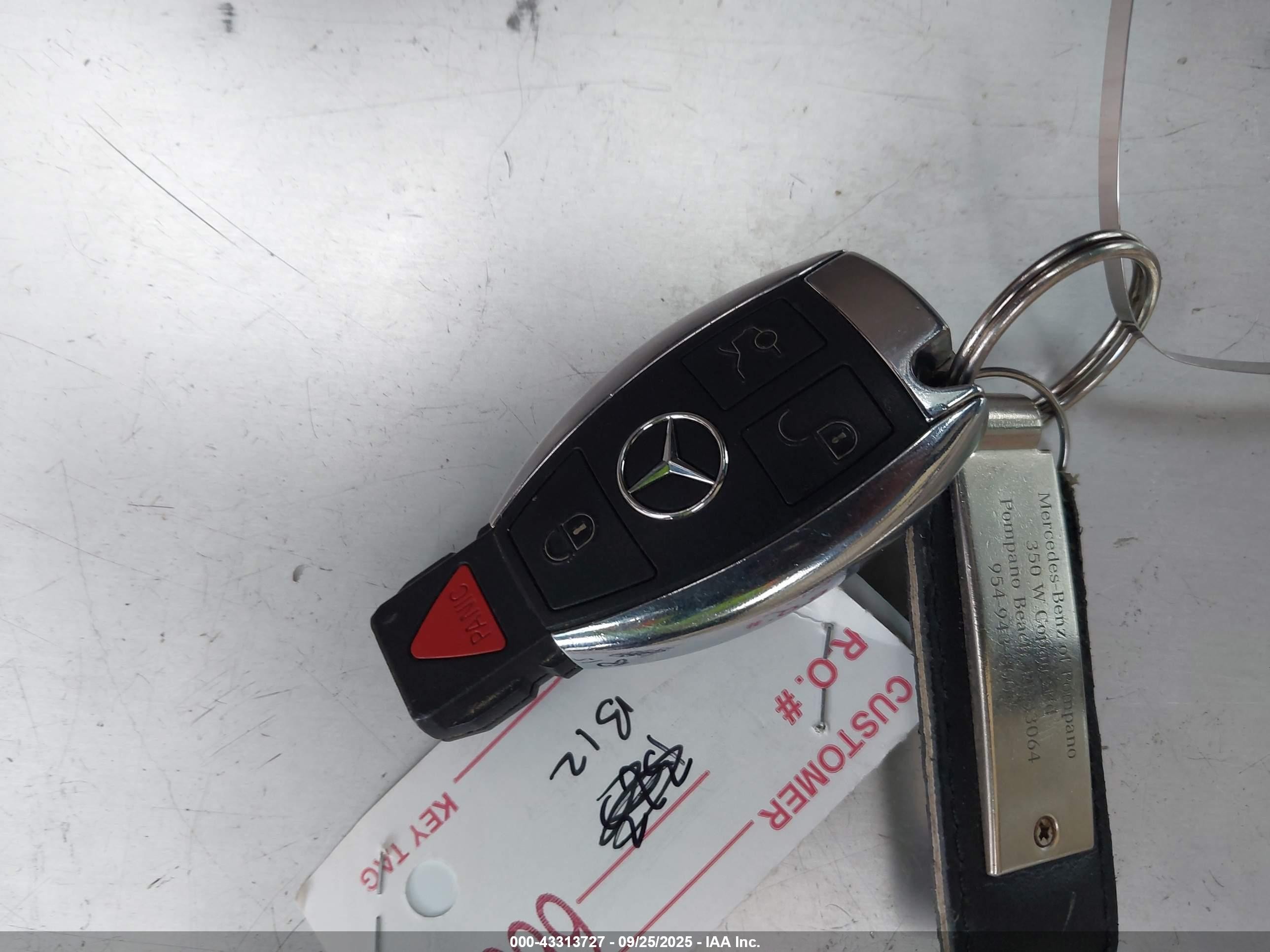 2018 Mercedes-benz C 300   Черный vin: WDDWF4JB1JR422958