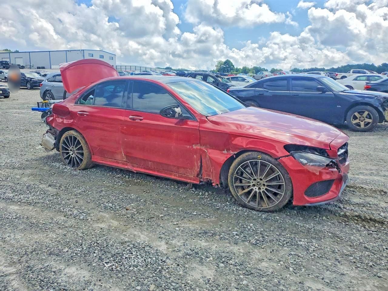 2018 Mercedes-benz C 300 Red vin: WDDWF4JB6JR398690