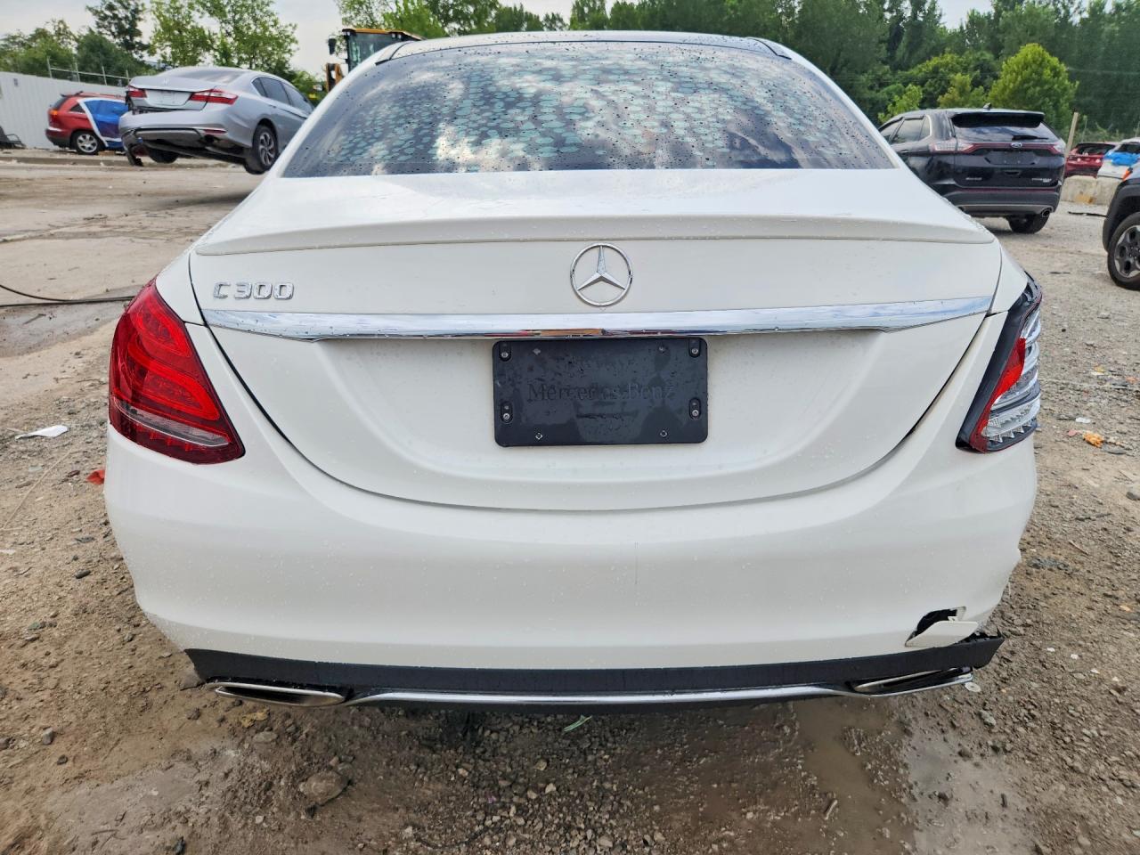2018 Mercedes-benz C 300 White vin: WDDWF4JB7JR329880