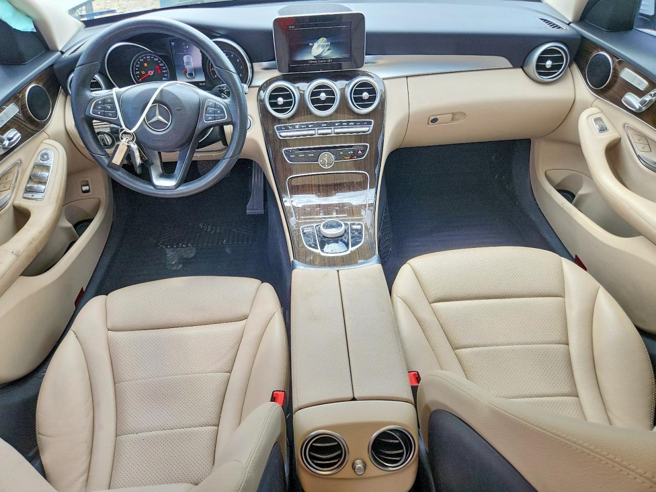 2018 Mercedes-benz C 300 White vin: WDDWF4JB7JR329880