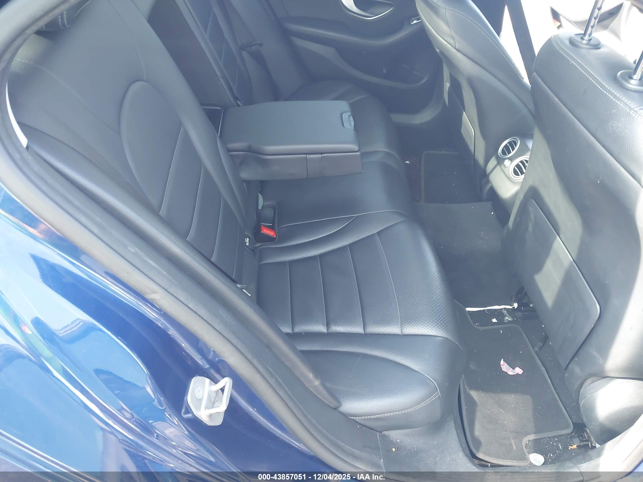 2018 Mercedes-benz C 300 4matic Blue vin: WDDWF4KB3JR377987