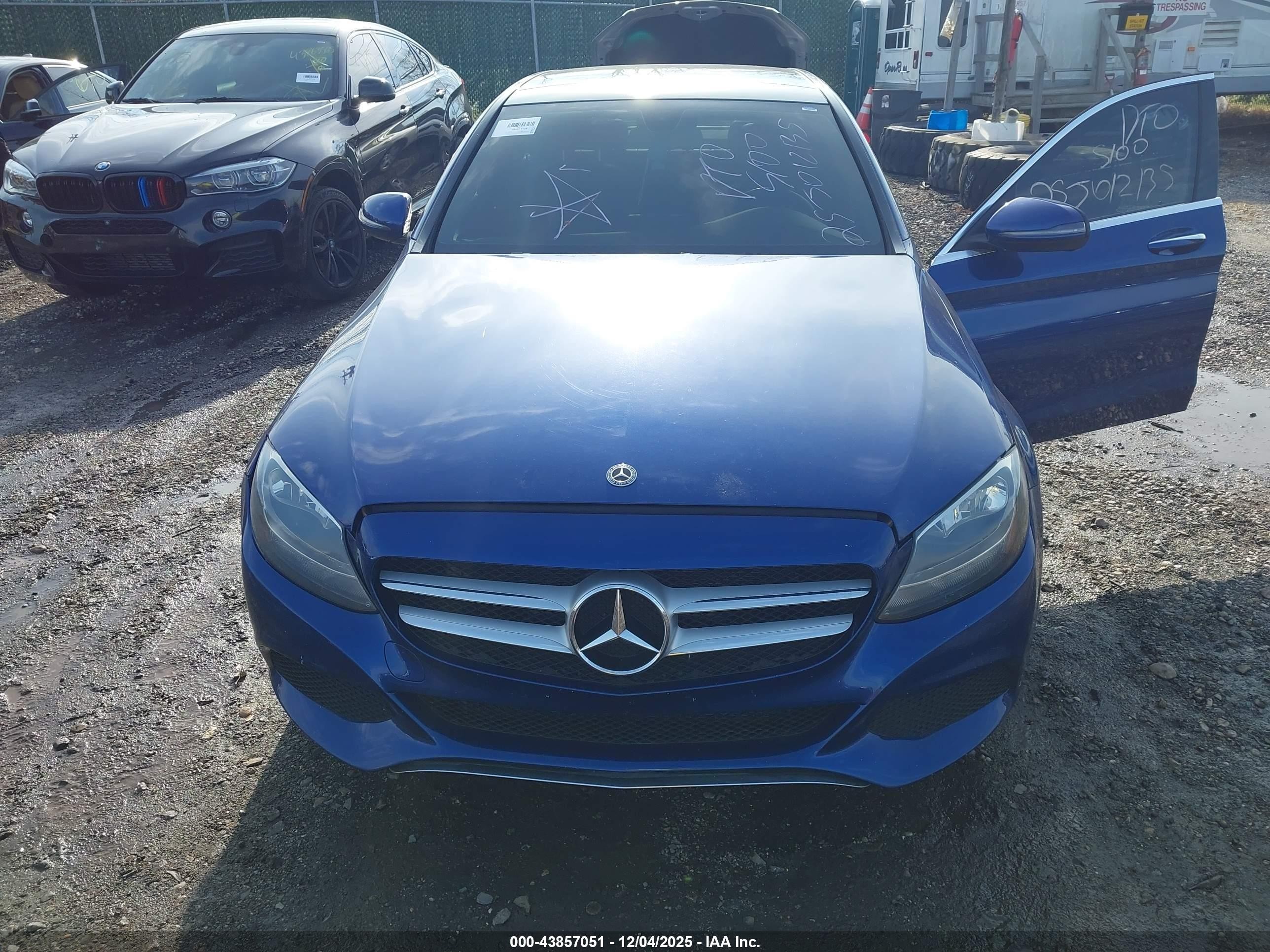 2018 Mercedes-benz C 300 4matic Blue vin: WDDWF4KB3JR377987