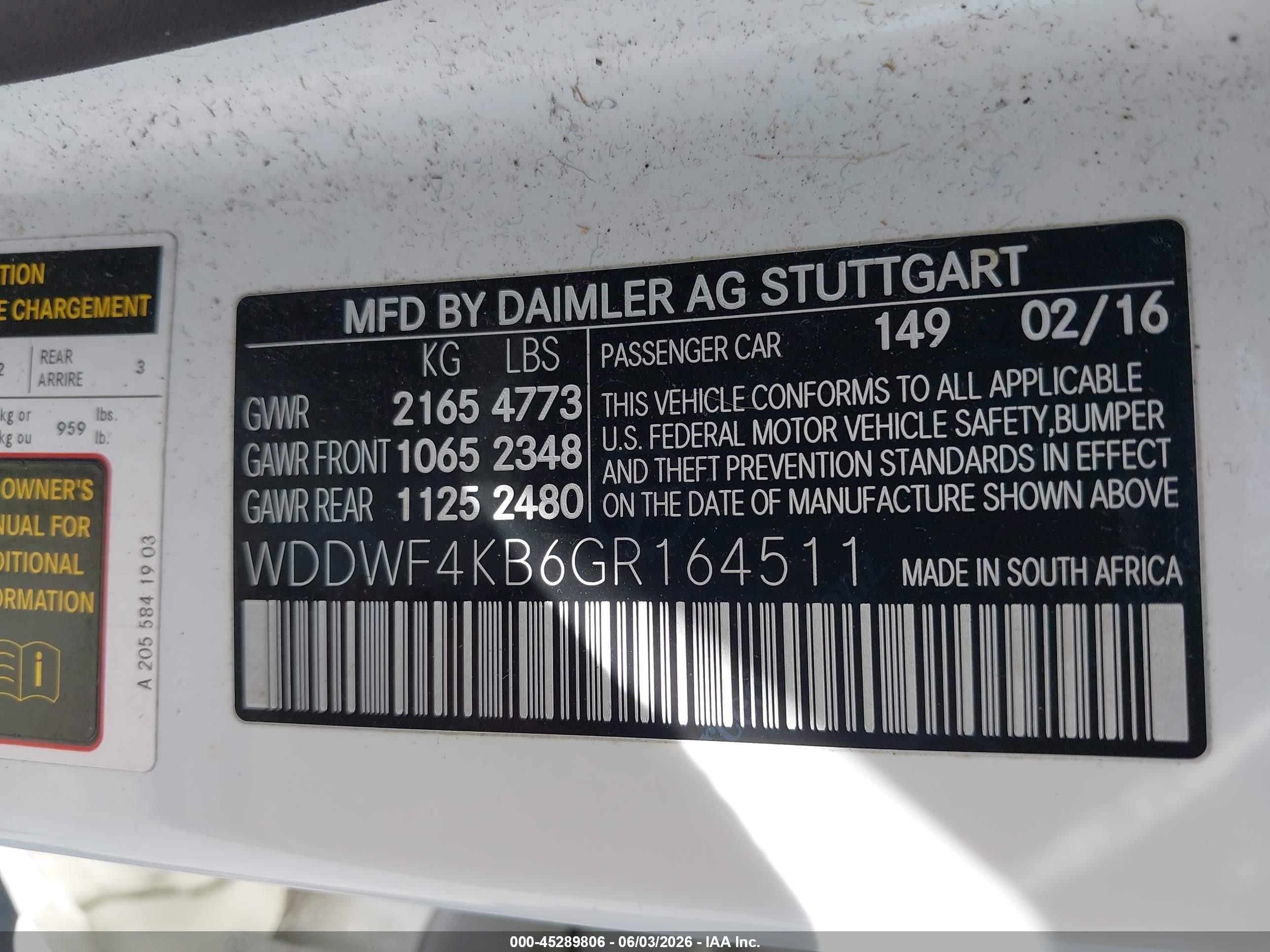 2016 Mercedes-benz C 300 4matic White vin: WDDWF4KB6GR164511