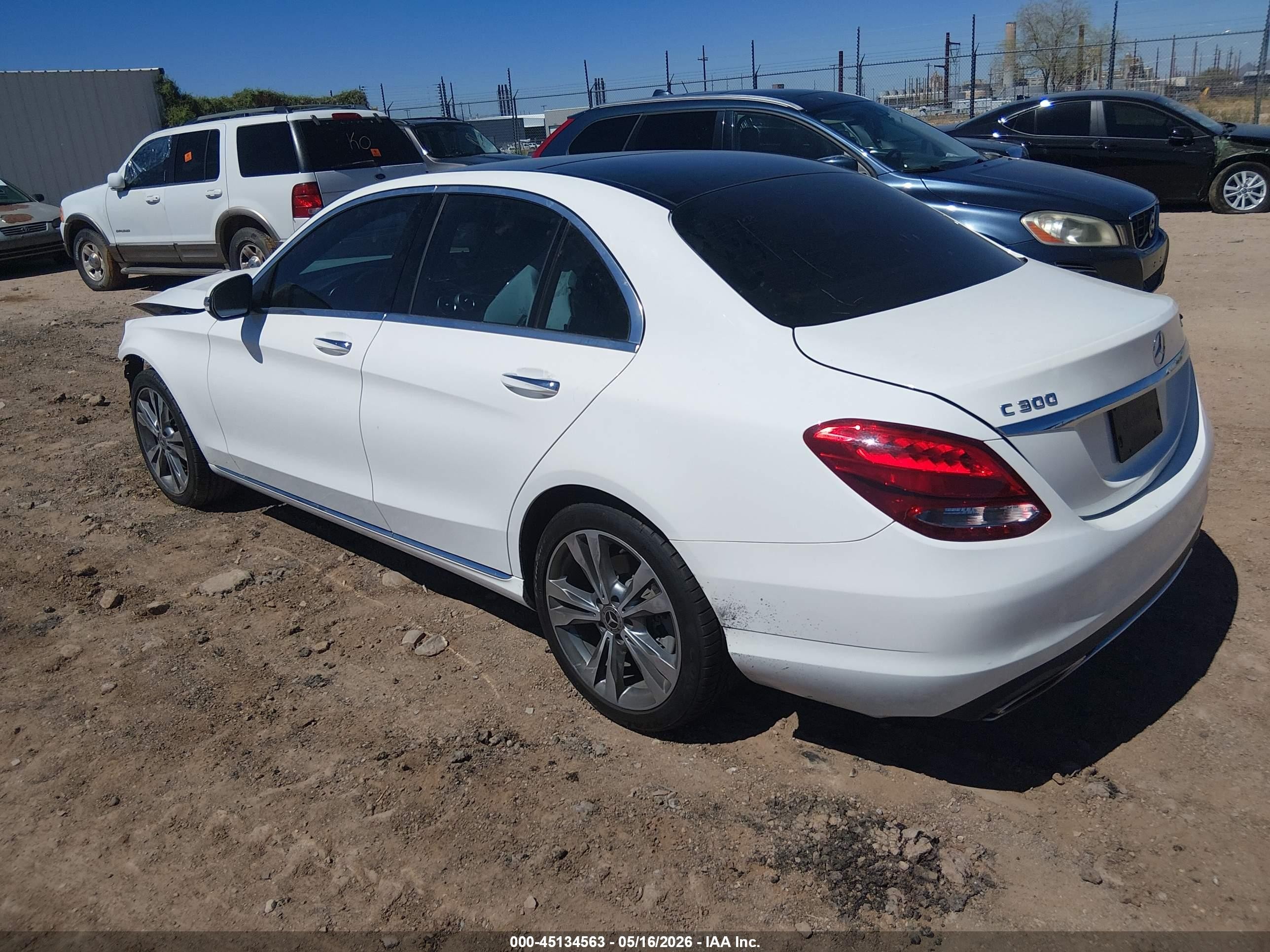 2018 Mercedes-benz C 300 4matic White vin: WDDWF4KB6JR394993