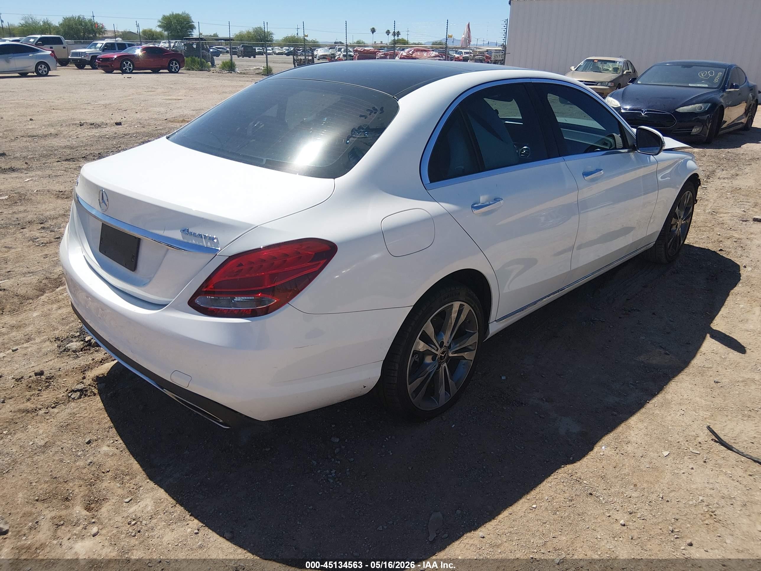 2018 Mercedes-benz C 300 4matic White vin: WDDWF4KB6JR394993