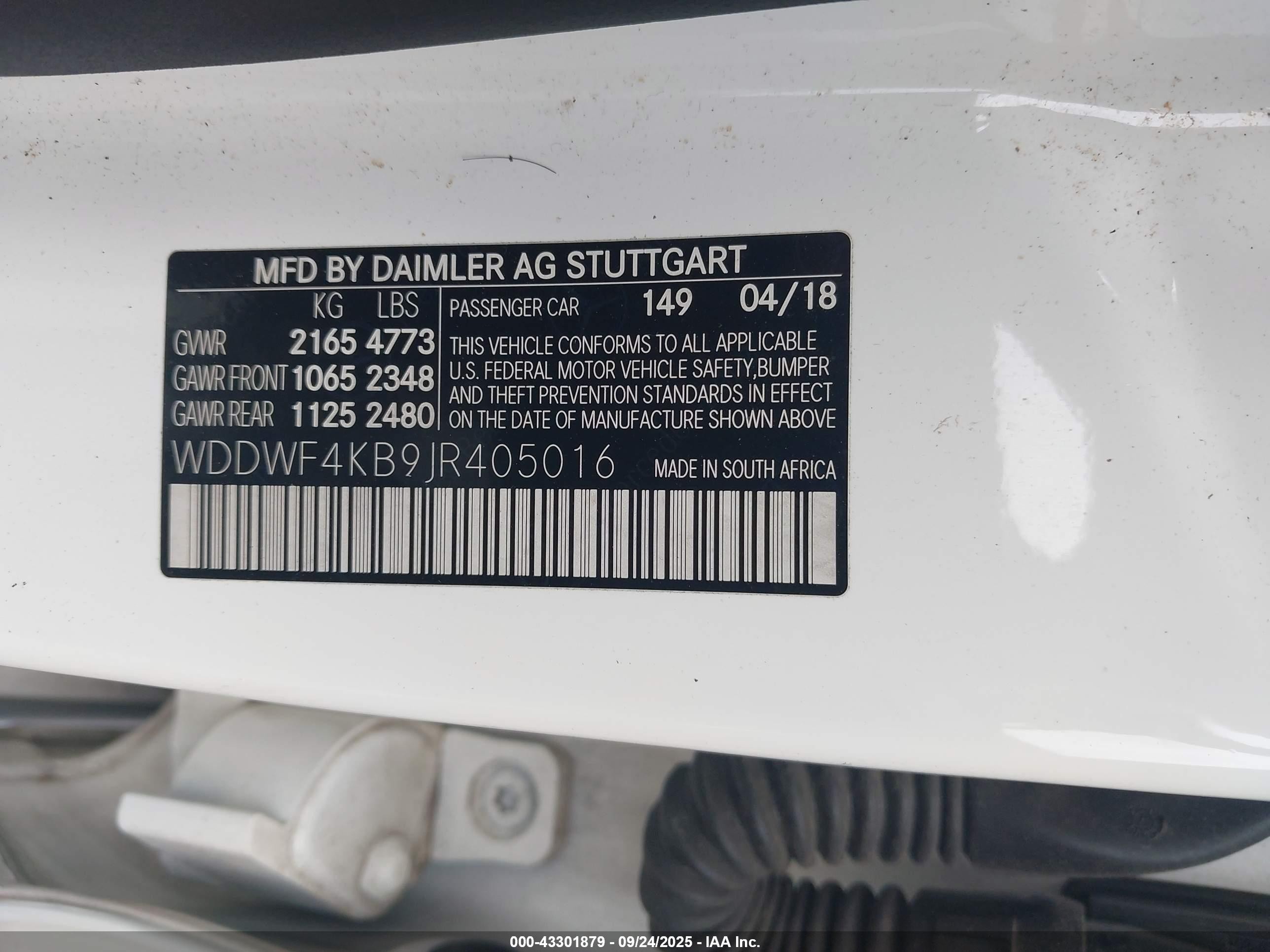 2018 Mercedes-benz C 300 4matic White vin: WDDWF4KB9JR405016