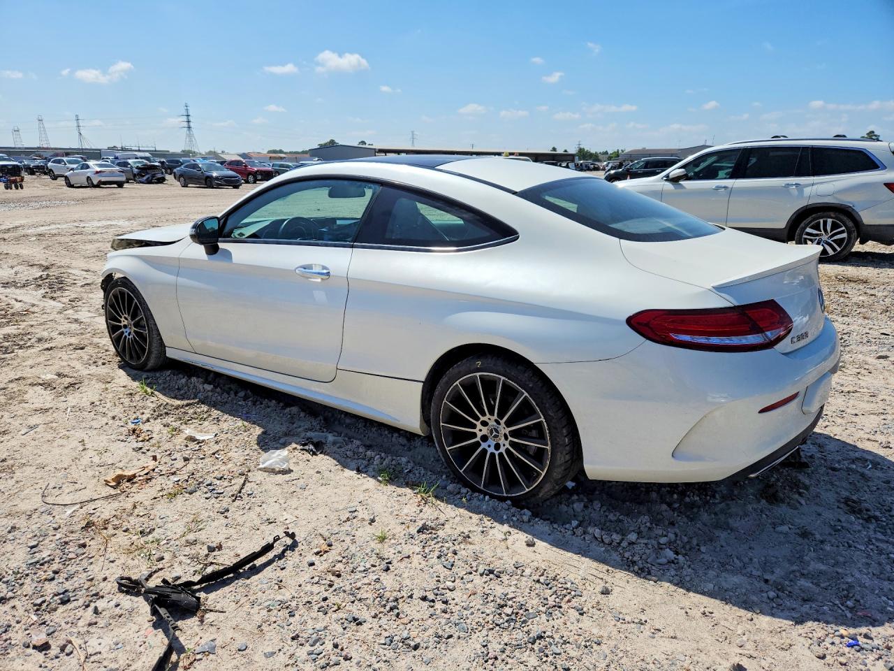 2017 Mercedes-benz C 300 White vin: WDDWJ4JB4HF533790