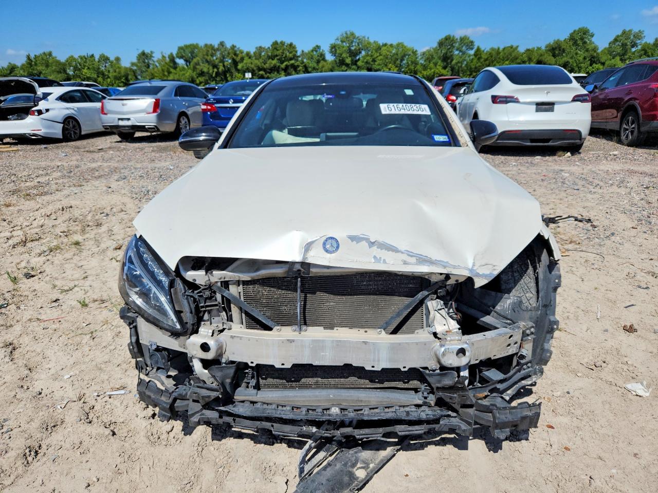 2017 Mercedes-benz C 300 White vin: WDDWJ4JB4HF533790