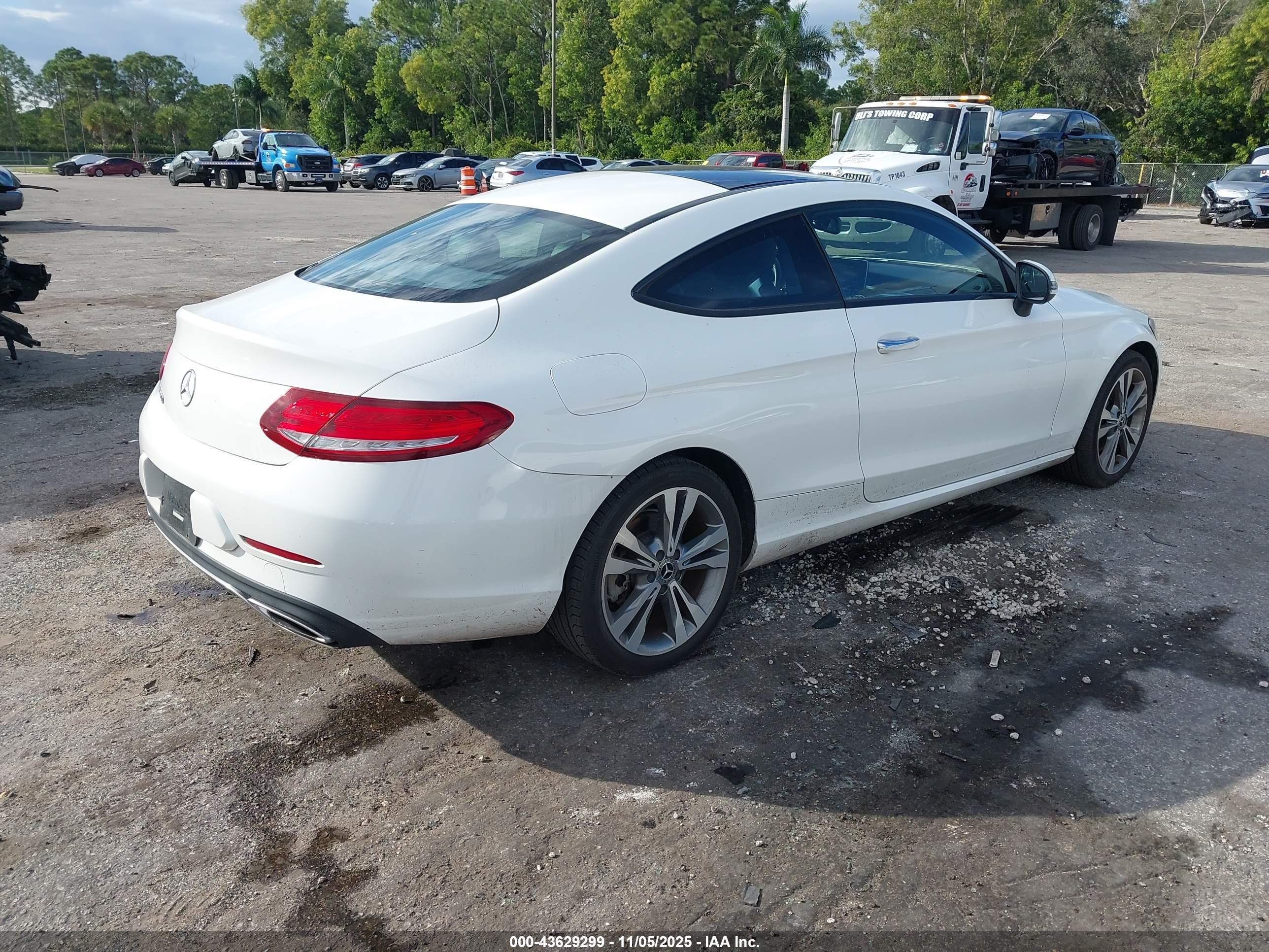 2018 Mercedes-benz C 300   White vin: WDDWJ4JB9JF731349