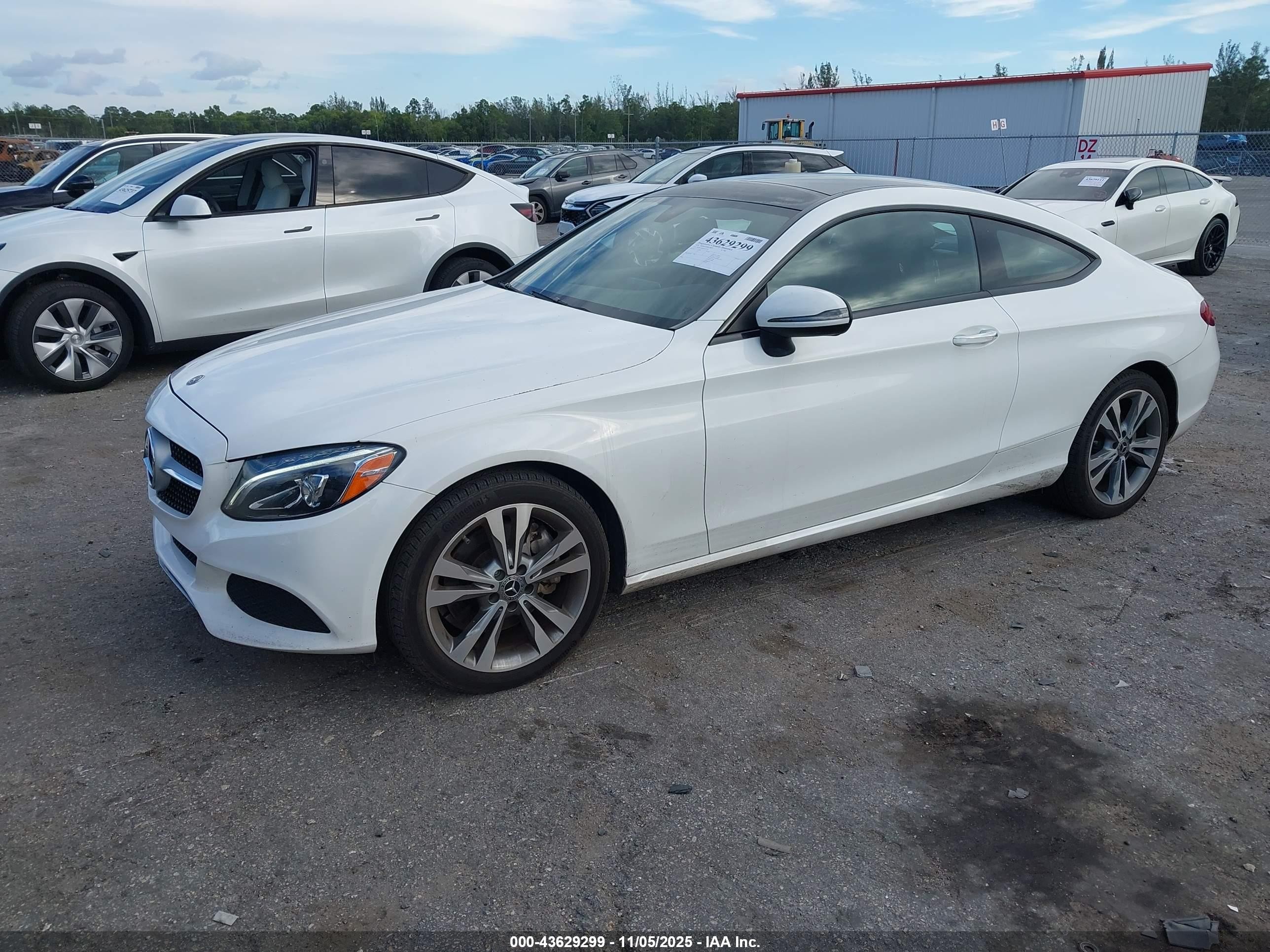 2018 Mercedes-benz C 300   White vin: WDDWJ4JB9JF731349