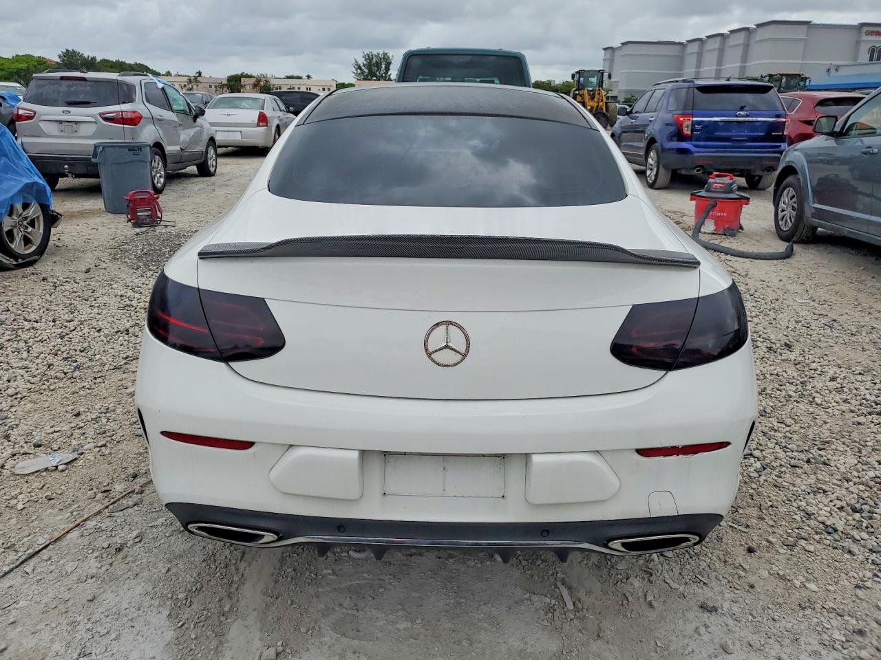2019 Mercedes-benz C 300 White vin: WDDWJ8DB3KF851782