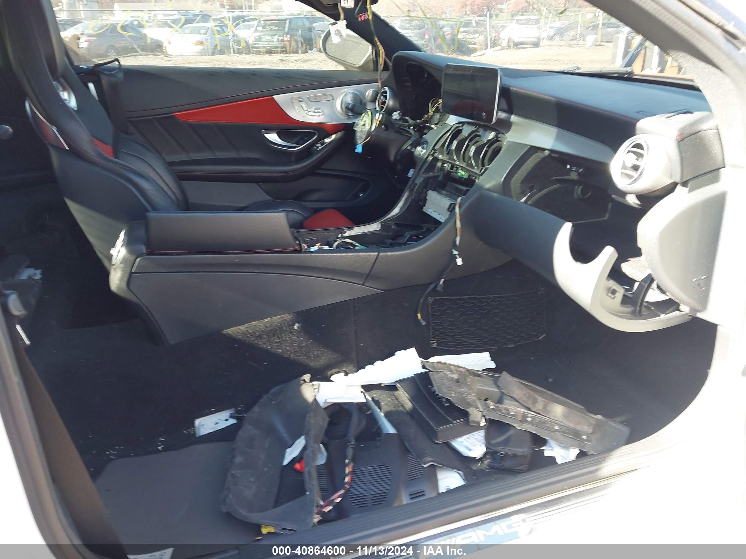 2019 Mercedes-benz Amg C 63 S White vin: WDDWJ8HB6KF846103