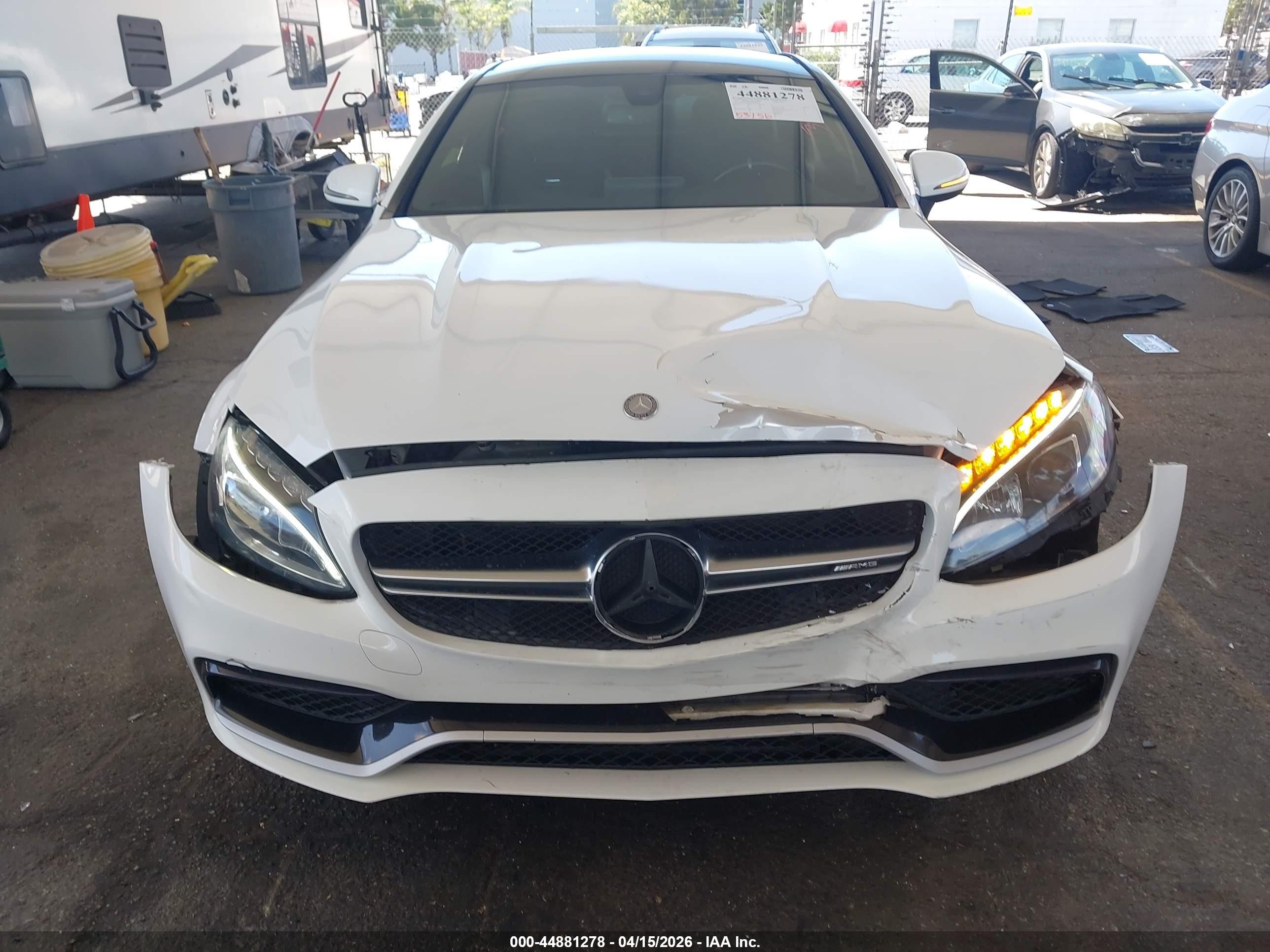 2017 Mercedes-benz Amg C 63 S White vin: WDDWJ8HB9HF488276