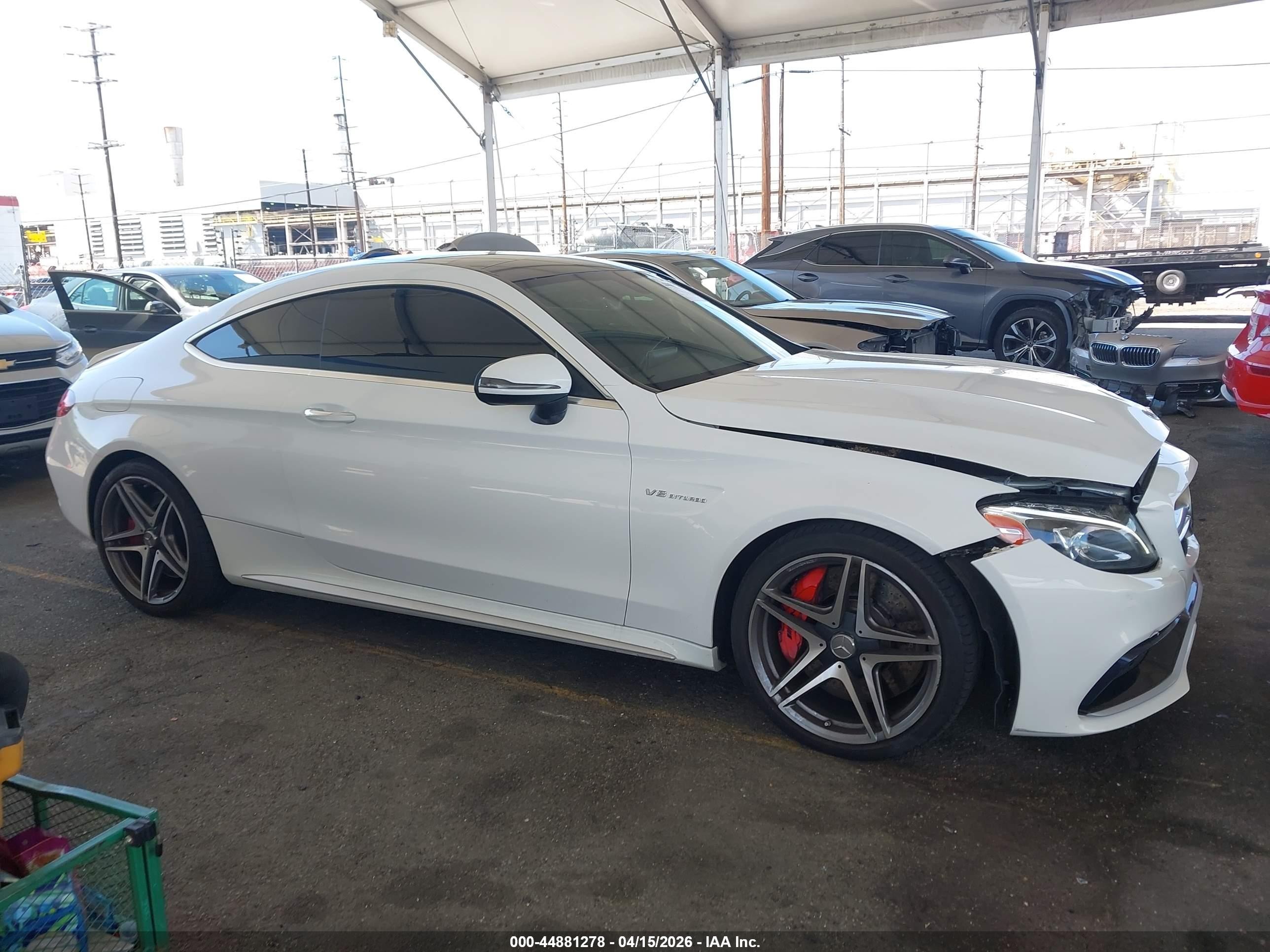 2017 Mercedes-benz Amg C 63 S White vin: WDDWJ8HB9HF488276
