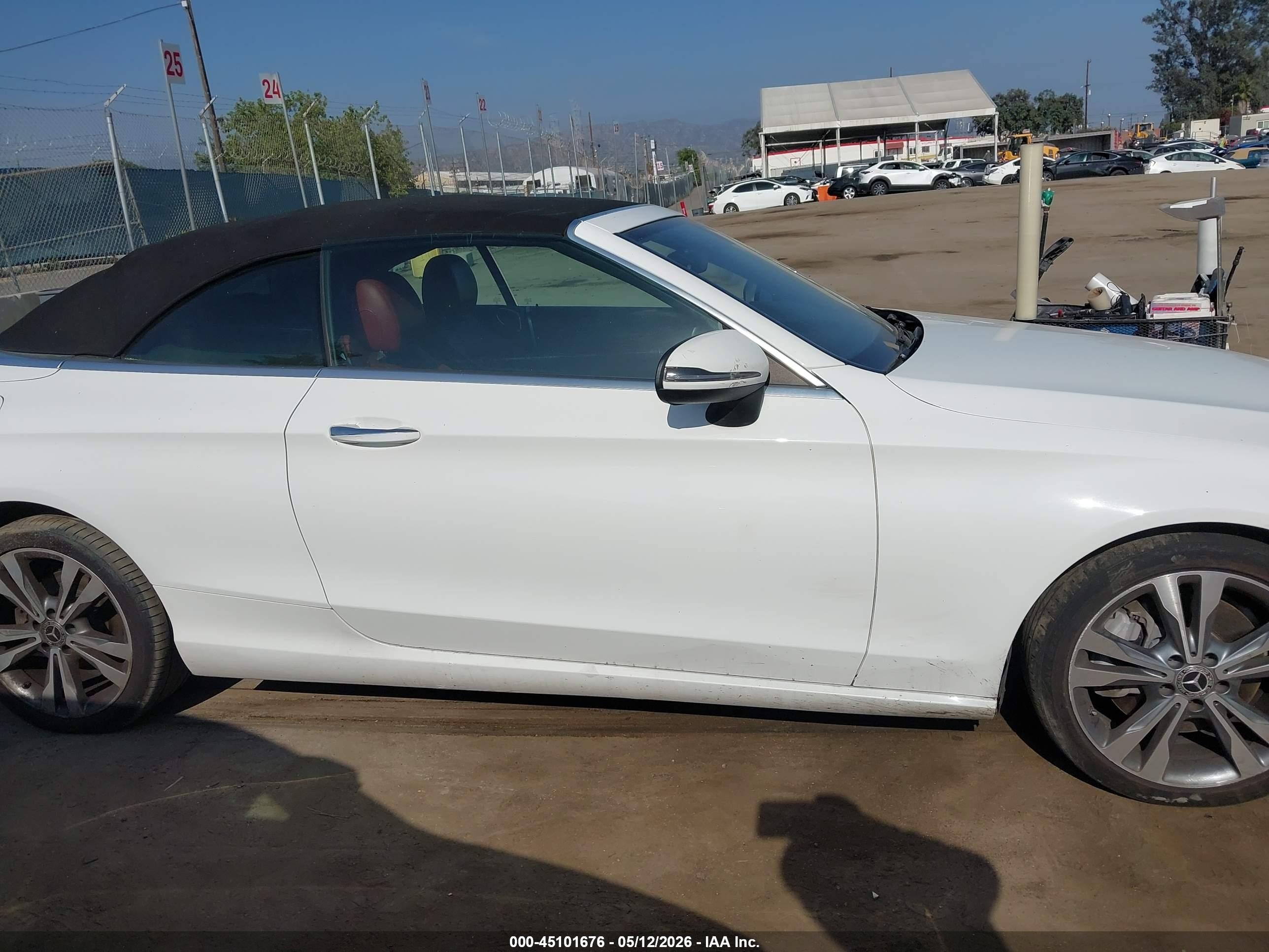 2018 Mercedes-benz C 300 White vin: WDDWK4JB4JF654256