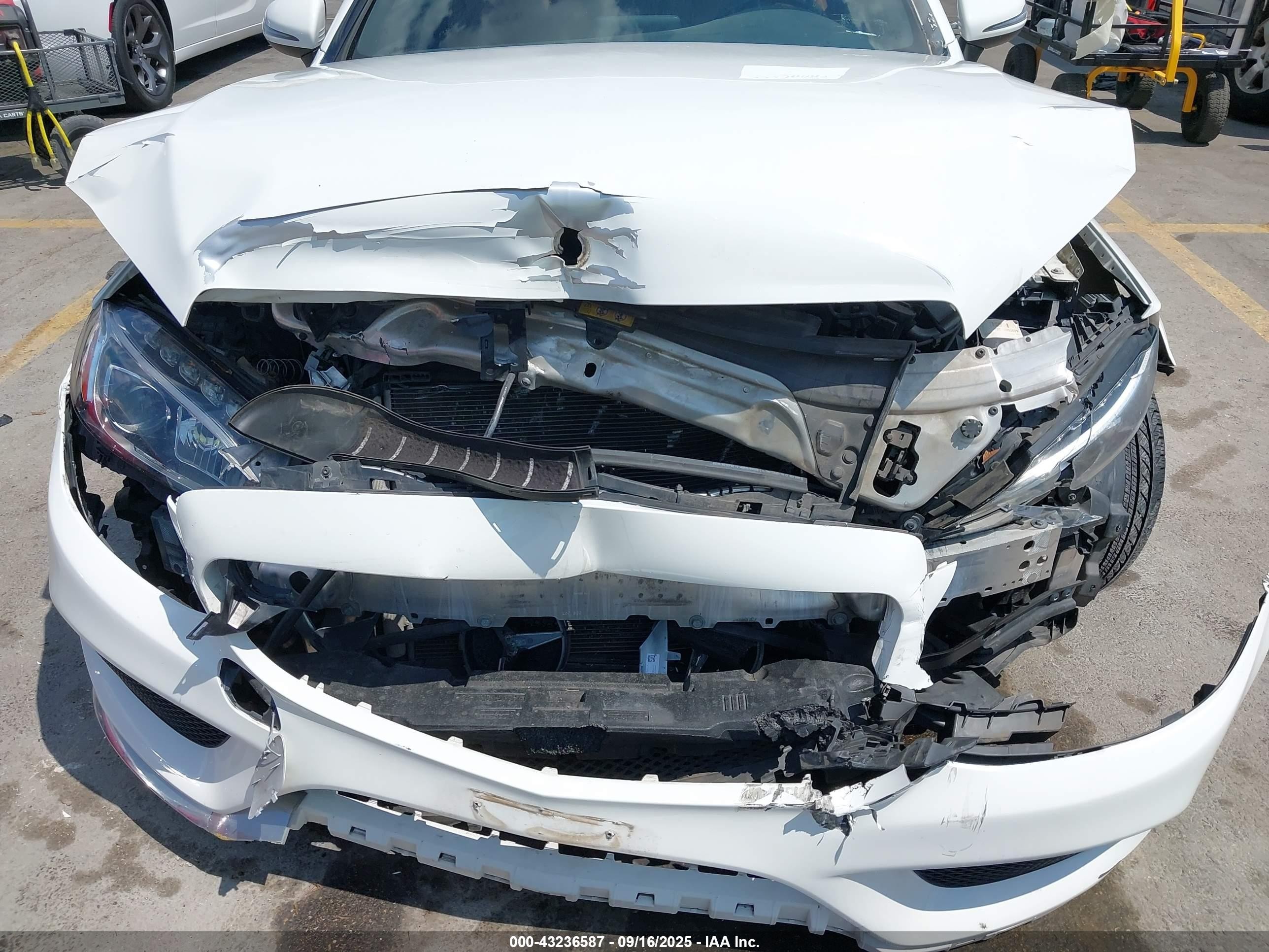 2018 Mercedes-benz C 300   White vin: WDDWK4JB5JF746430