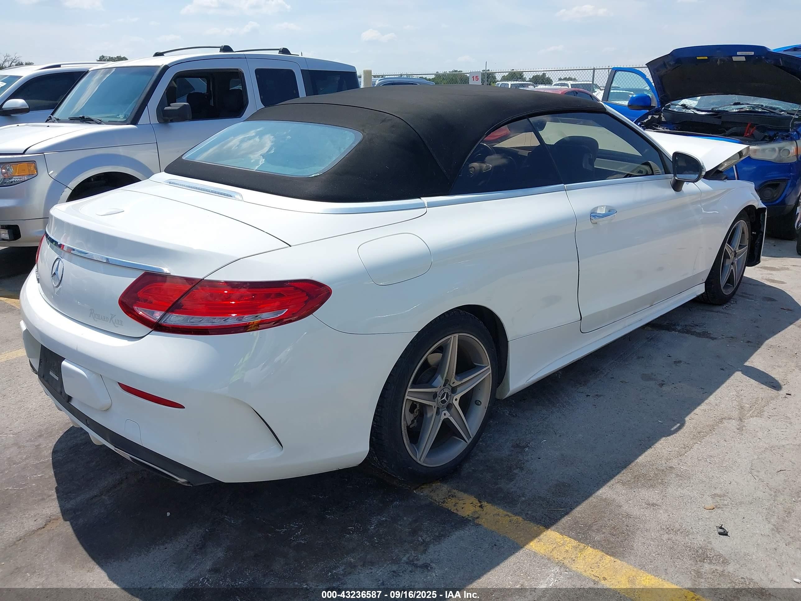 2018 Mercedes-benz C 300   White vin: WDDWK4JB5JF746430