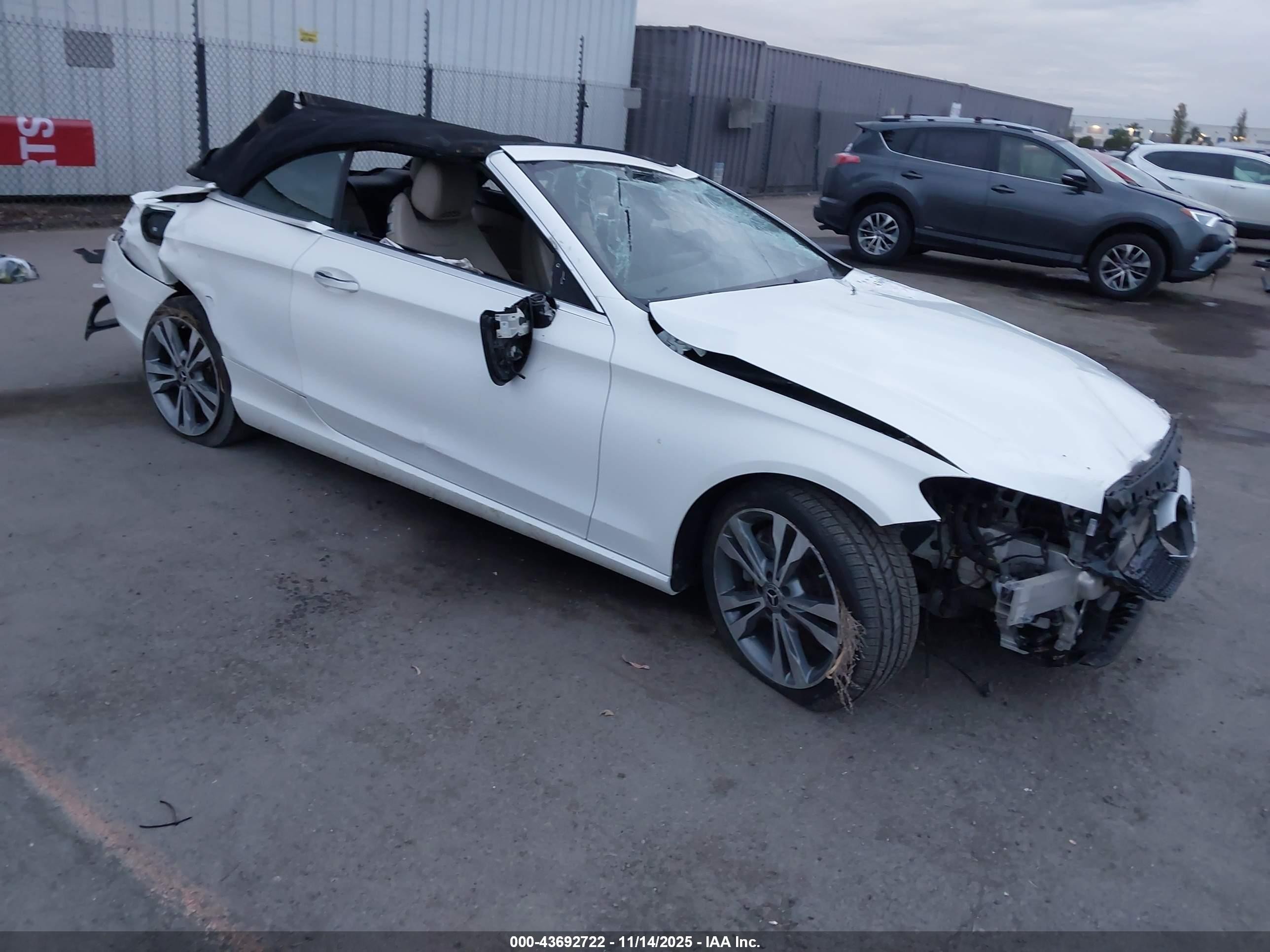 2018 Mercedes-benz C 300   White vin: WDDWK4JBXJF616725