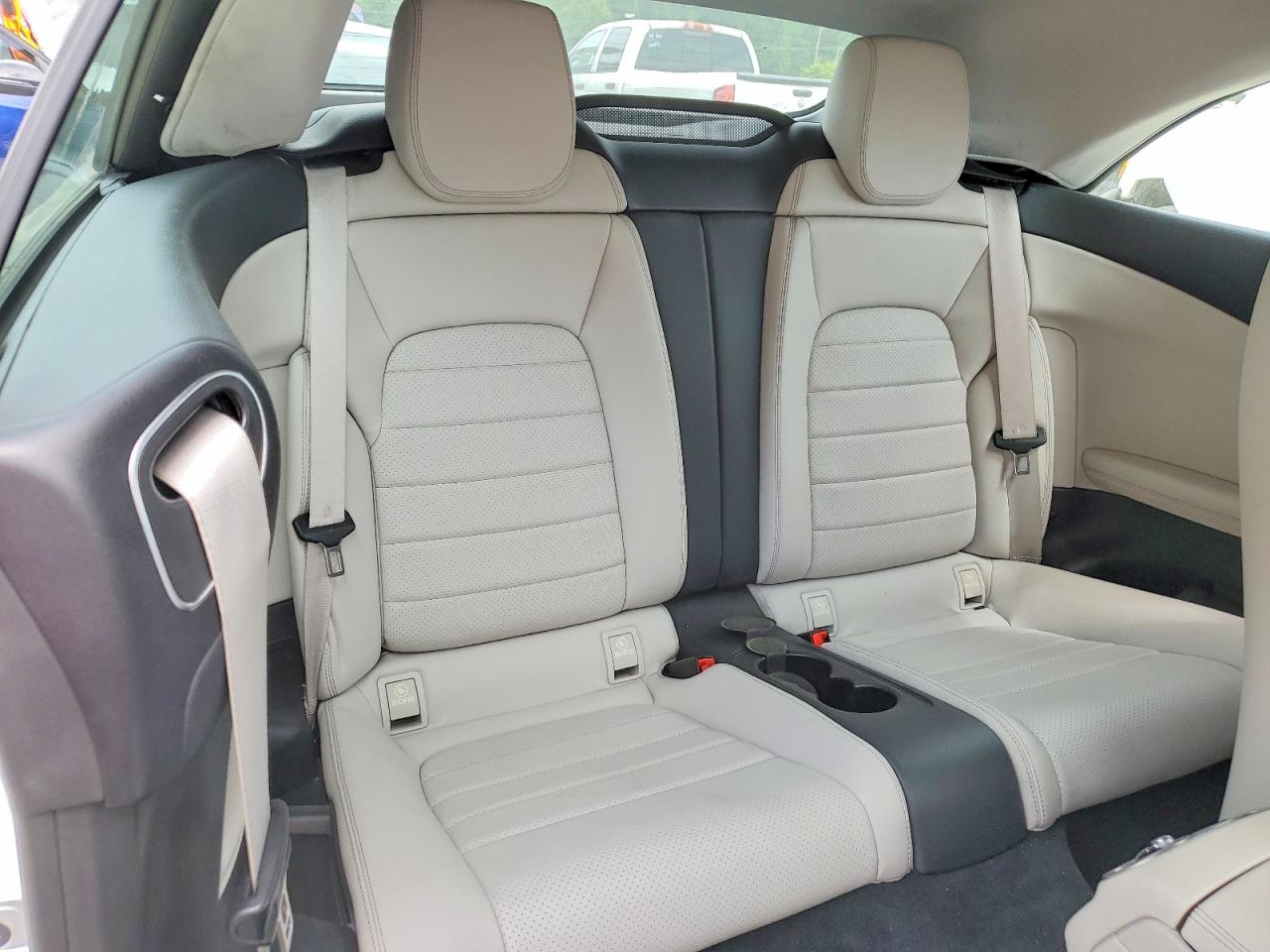 2018 Mercedes-benz C 300 4matic White vin: WDDWK4KBXJF648914