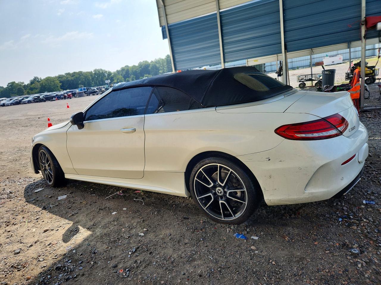 2019 Mercedes-benz C 300 White vin: WDDWK8DB2KF807964
