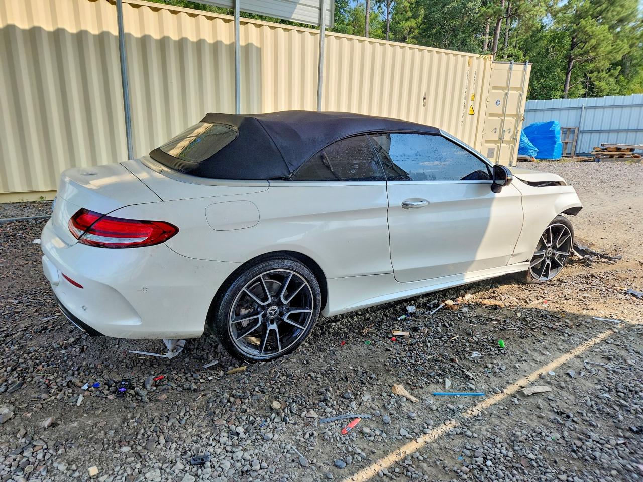 2019 Mercedes-benz C 300 White vin: WDDWK8DB2KF807964