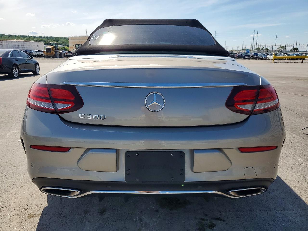 2019 Mercedes-benz C 300 Silver vin: WDDWK8DB2KF928784