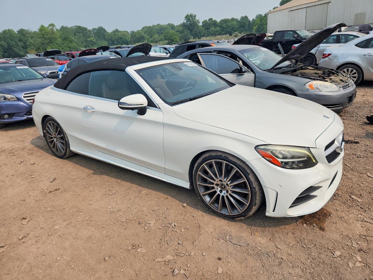 2019 Mercedes-benz C 300 White vin: WDDWK8DB9KF831212