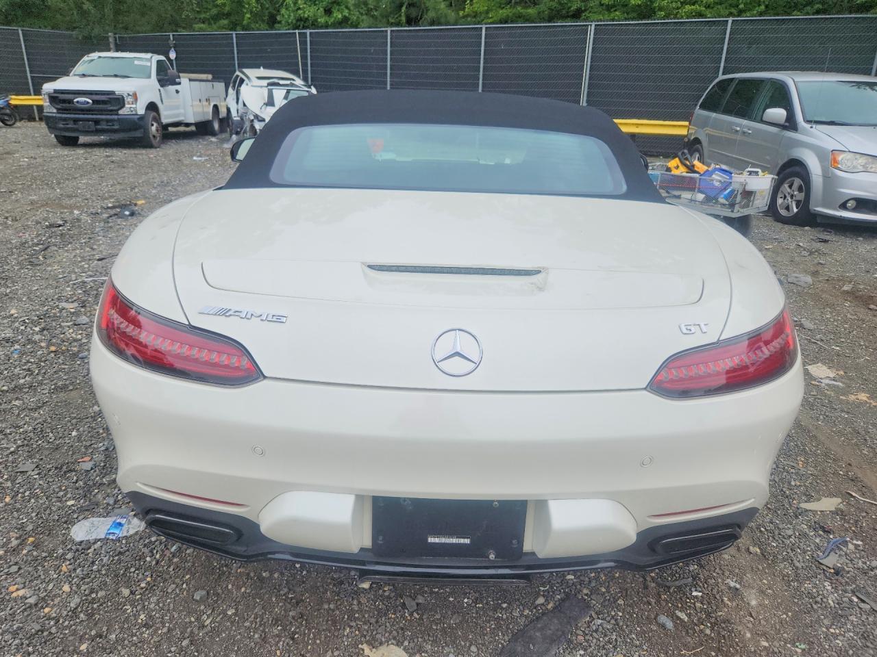 2018 Mercedes-benz Amg Gt White vin: WDDYK7HA6JA018149